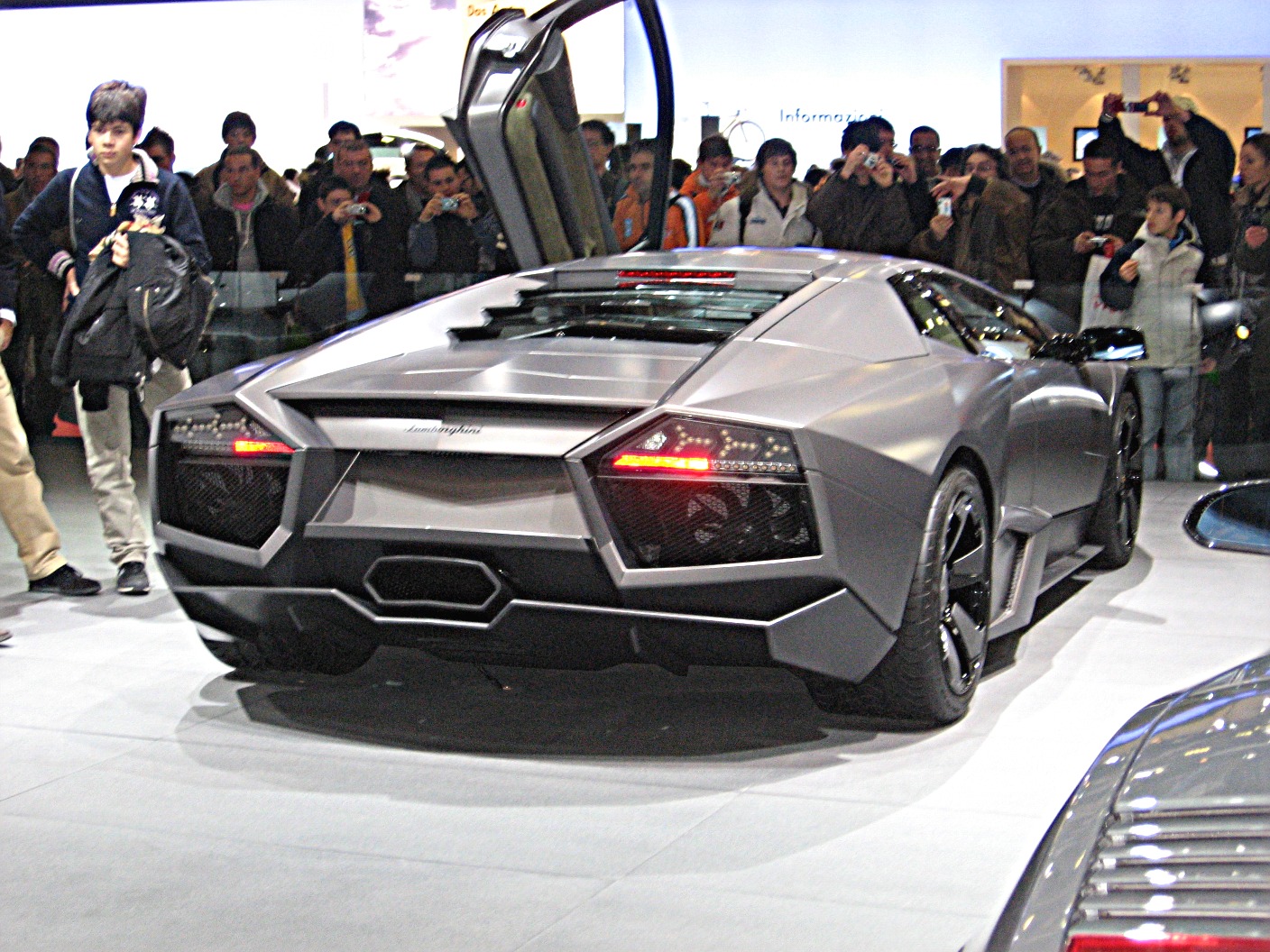 Lamborghini Reventón rear view