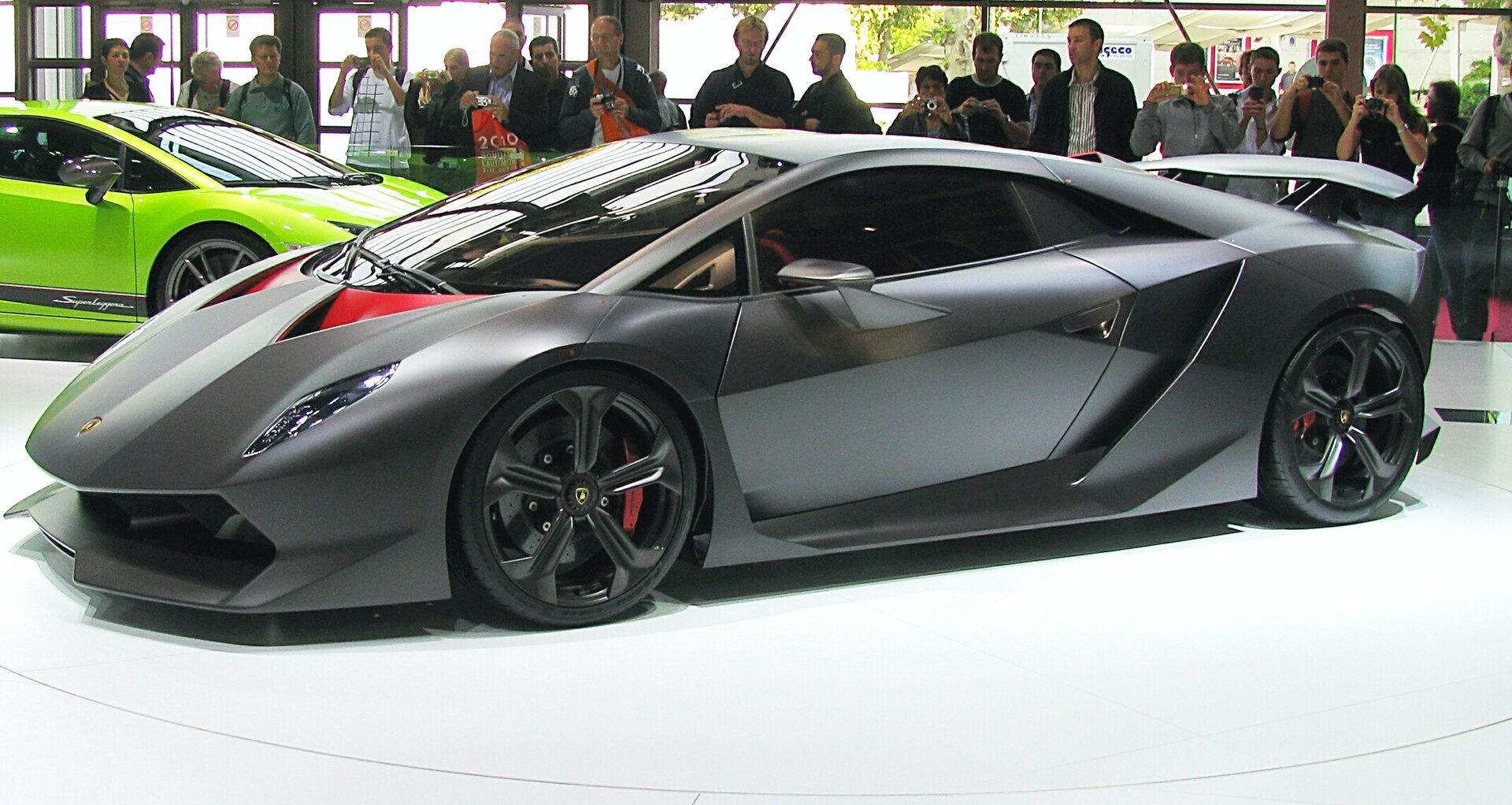 Lamborghini Sesto Elemento side detail