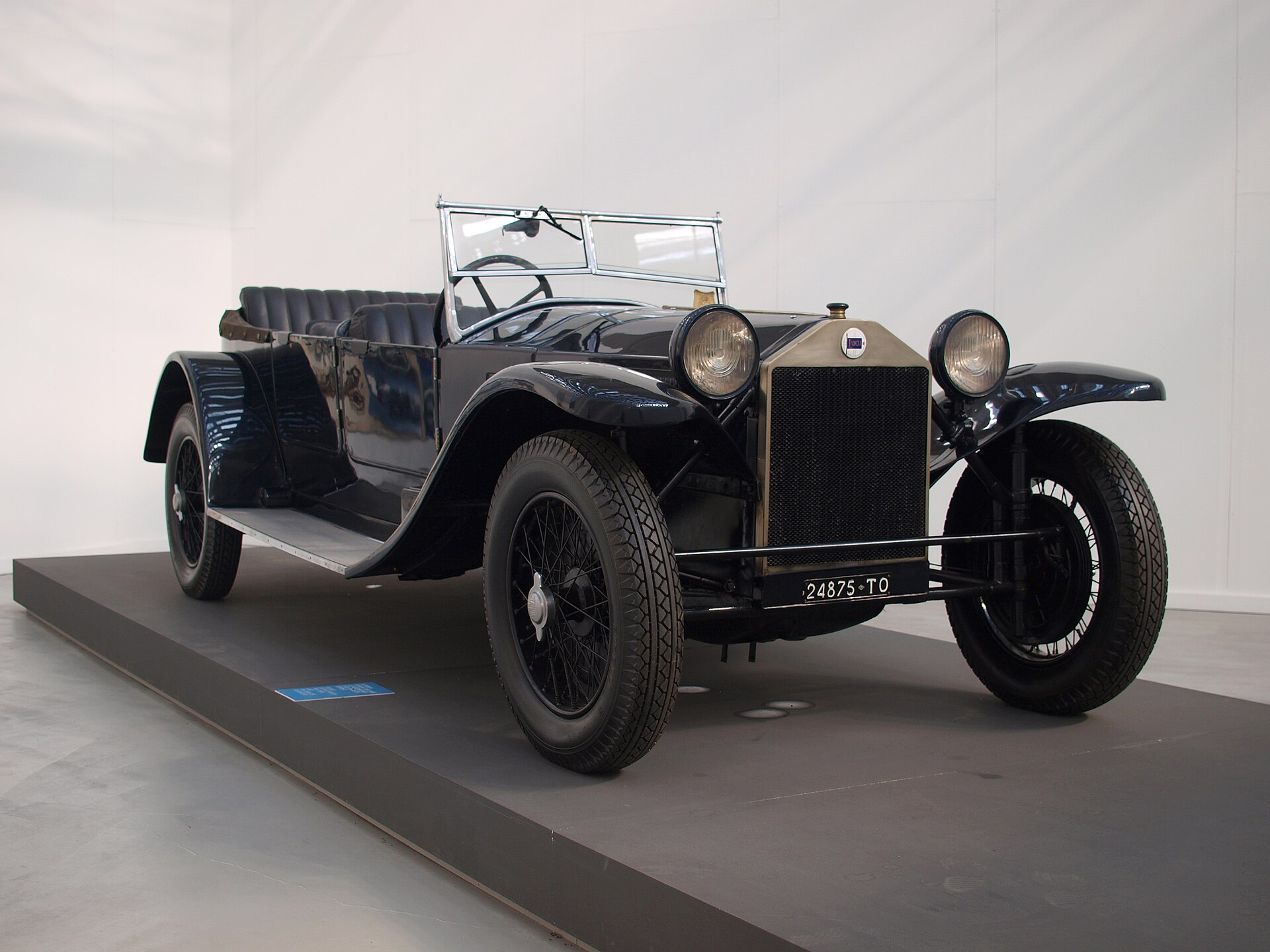 Lancia Lambda Torpedo on display