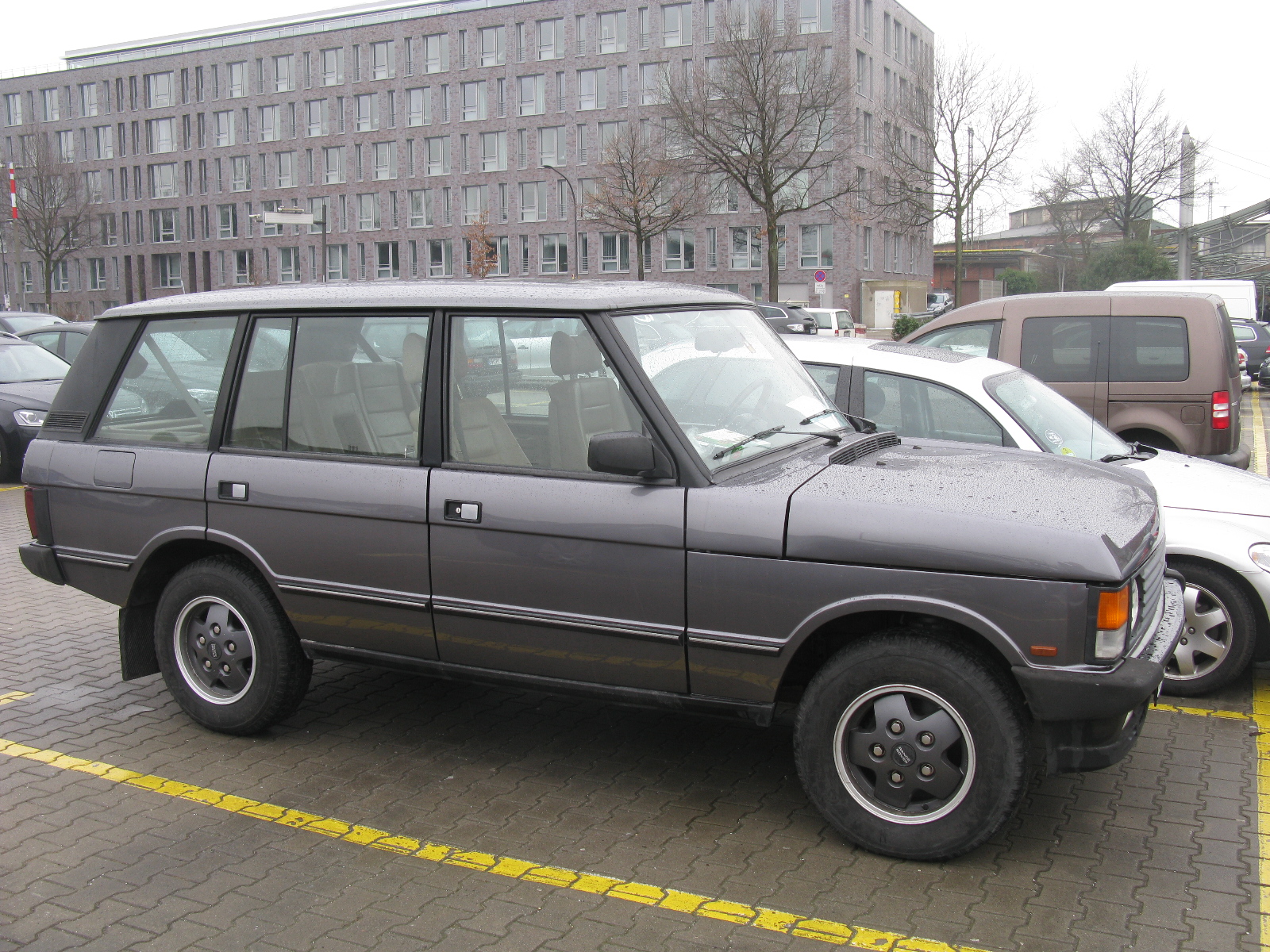 Range Rover Classic LSE, exterior view