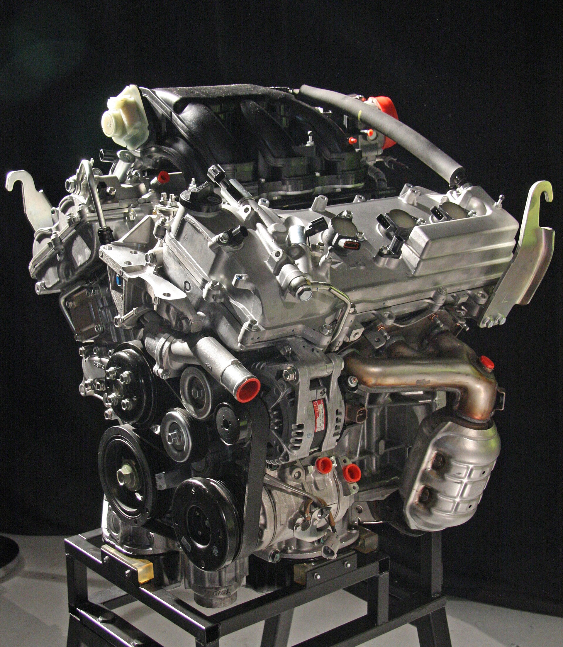 Lotus Evora V6 engine bay