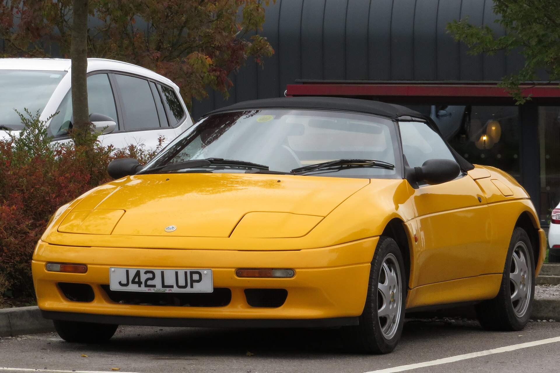 Lotus Elan M100 from 1991
