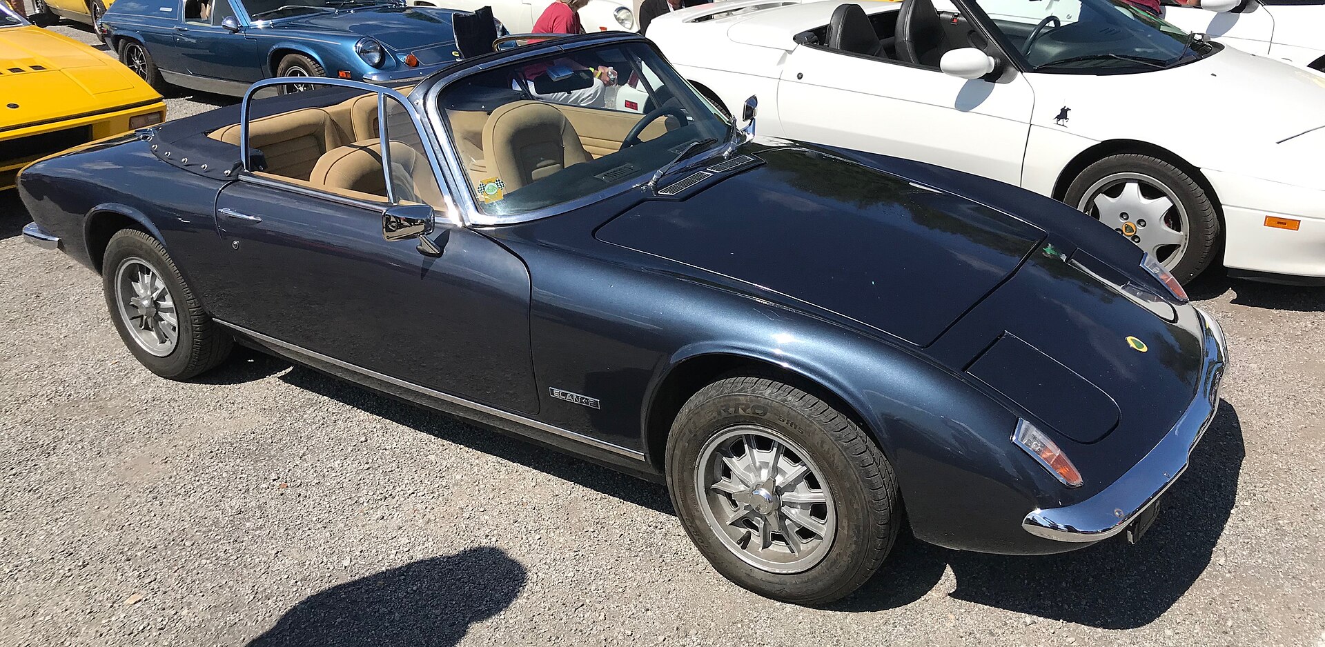 Lotus Elan +2 drophead, front view