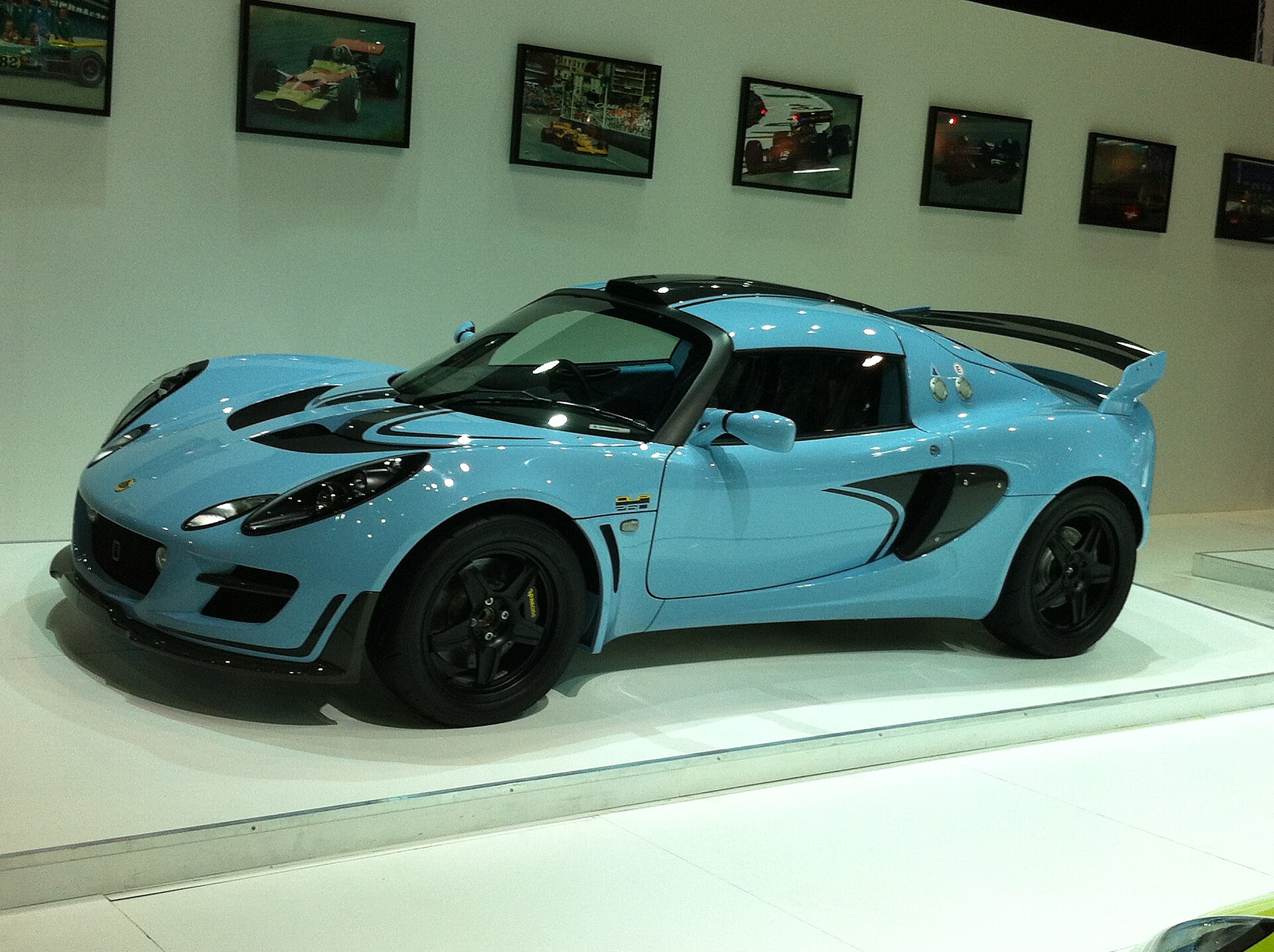 Lotus Exige — the Hard-Top Elise That Grew Into a V6 Track Car