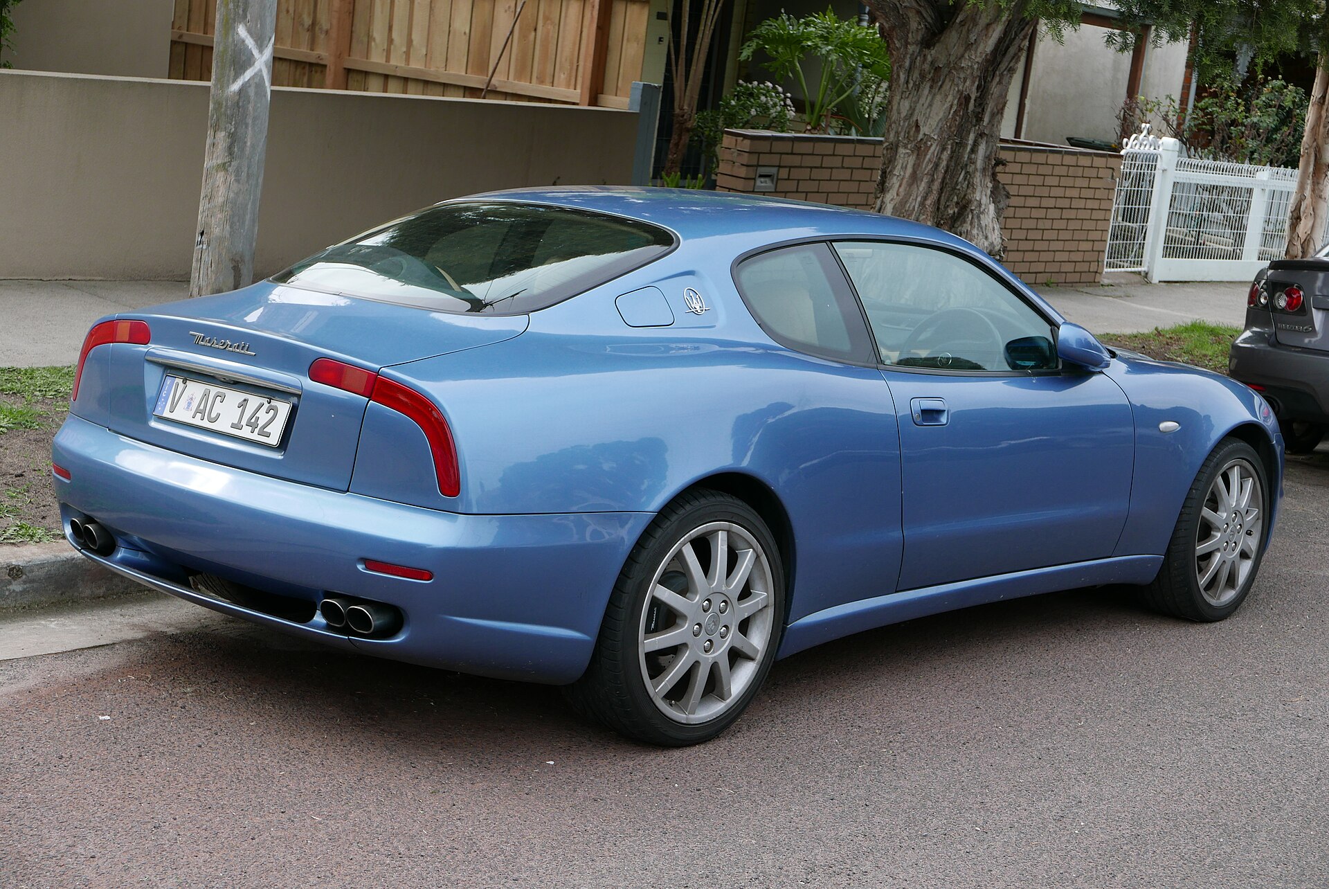 Maserati 3200 GT coupe side view