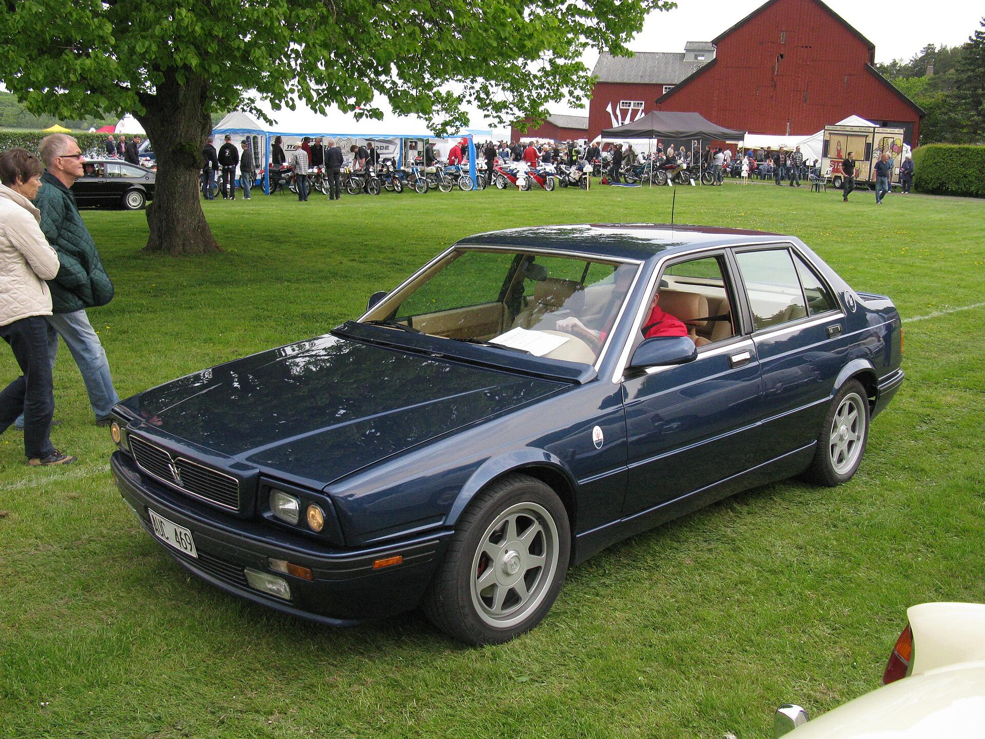 Maserati 430 saloon, front left view