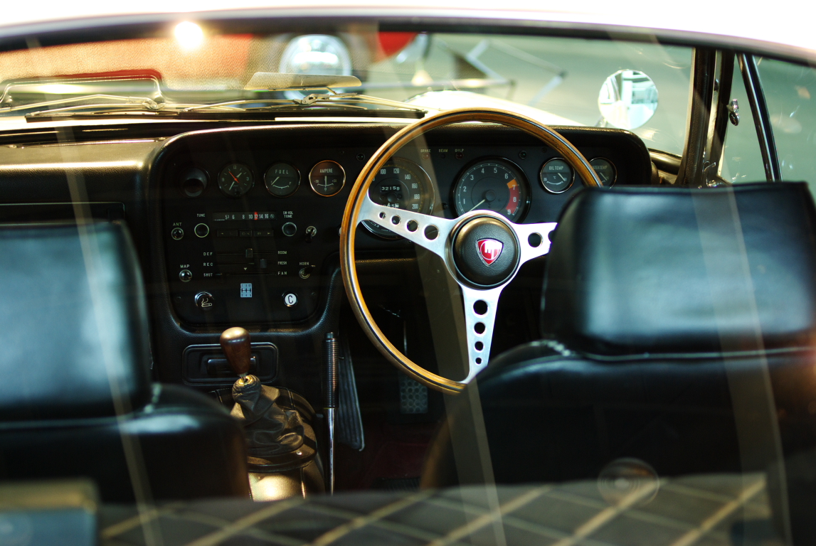 Instrument panel of a Mazda Cosmo Sport L10B