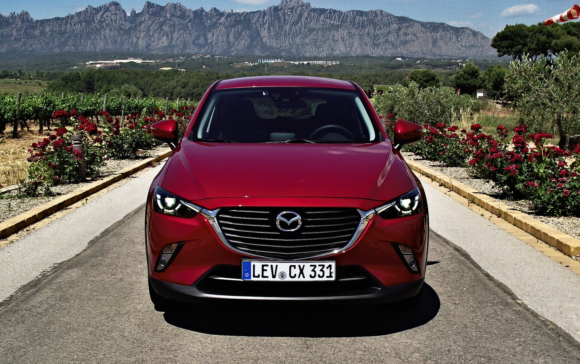 Mazda CX-3 Exclusive-Line, front view