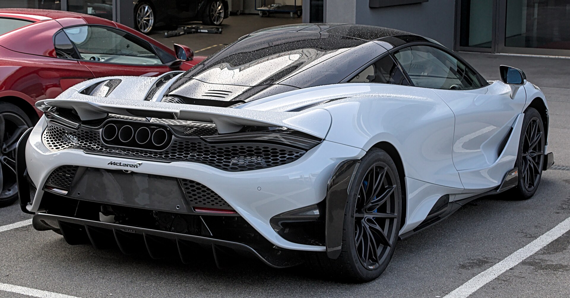 McLaren 765LT