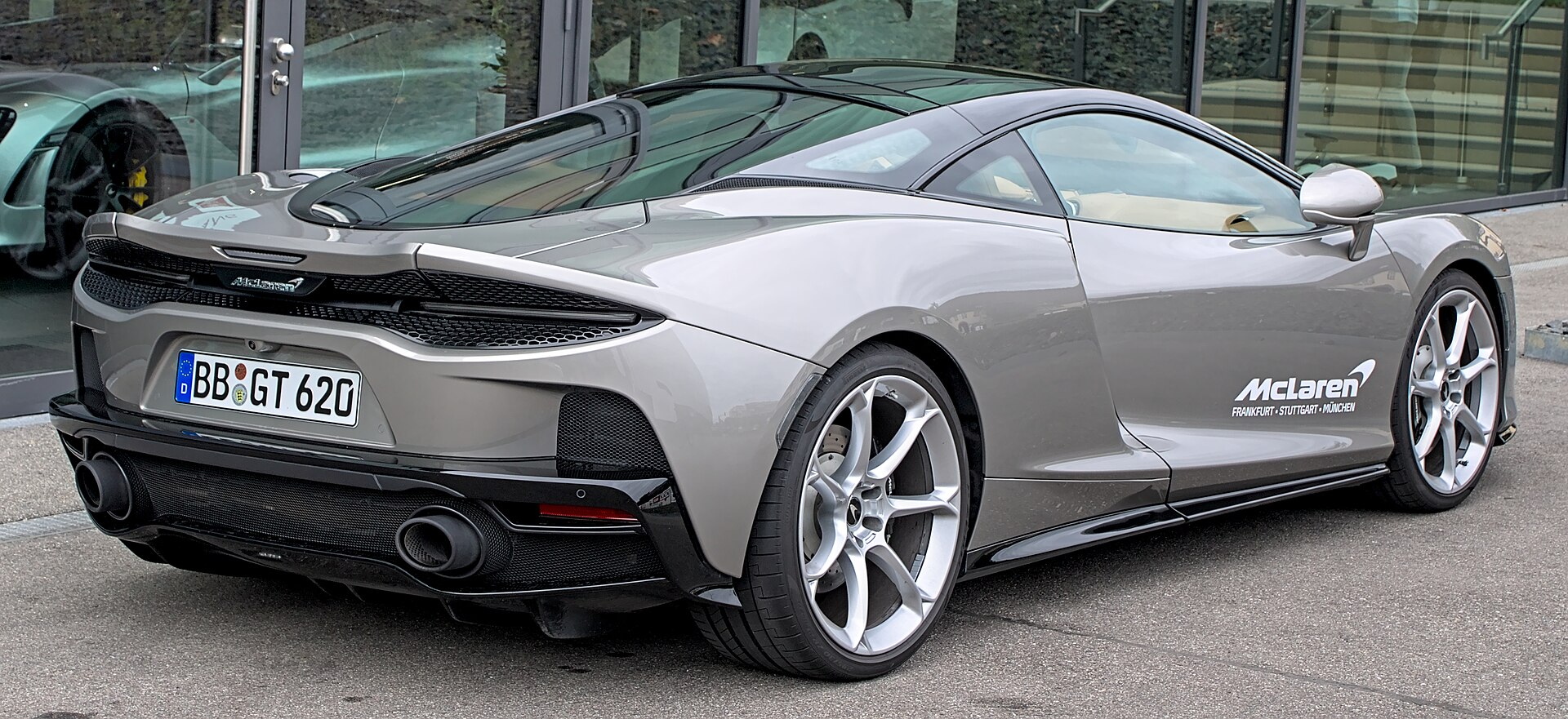 McLaren GT, predecessor of the GTS