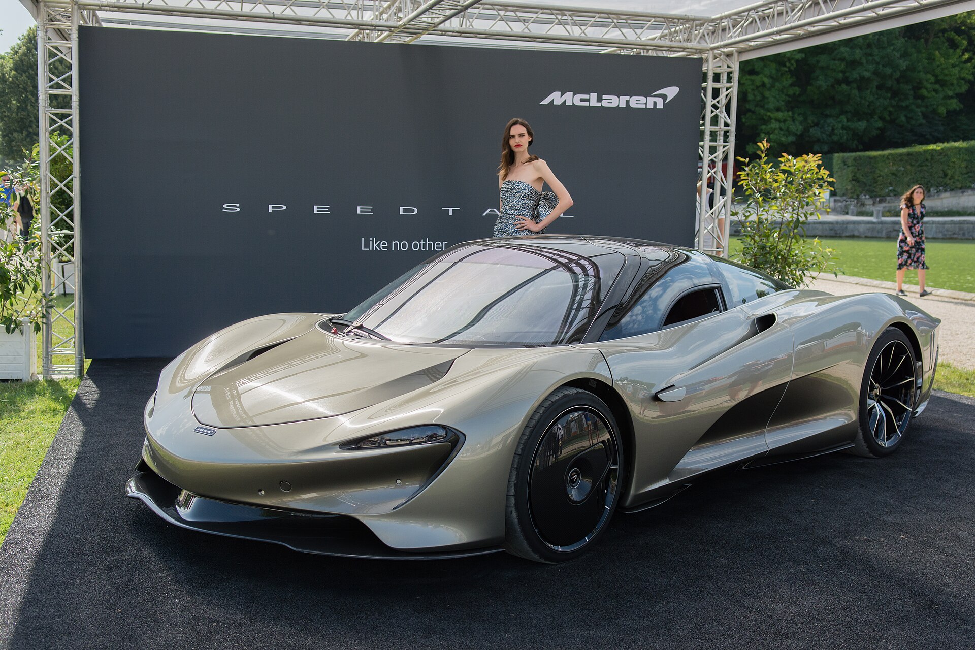 McLaren Speedtail hypercar
