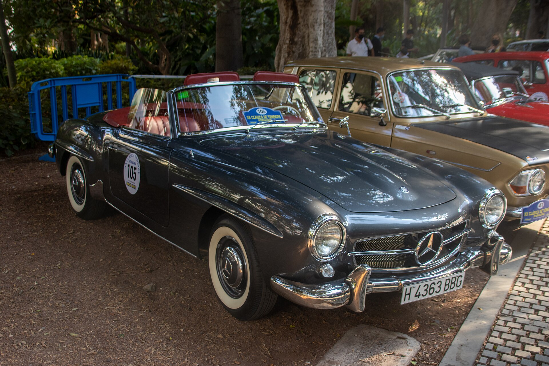 Mercedes-Benz 190 SL at a classic car event