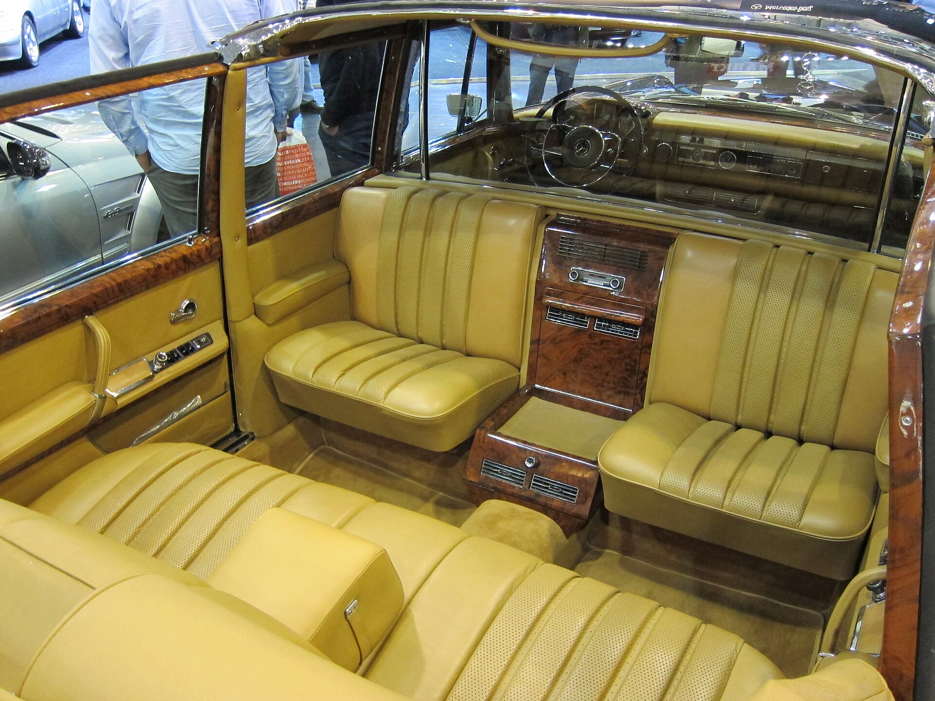 Mercedes-Benz 600 landaulet with open rear roof