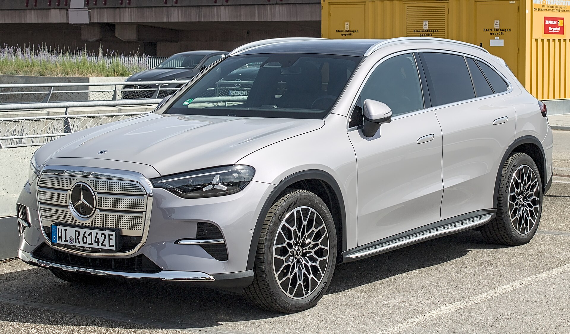 Mercedes-Benz Q3 2026: Record EV Sales as China Drags Profits Down