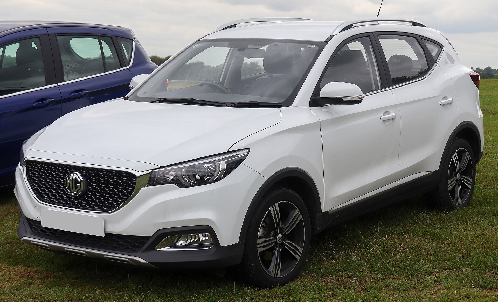 First-generation MG ZS before the facelift, front view