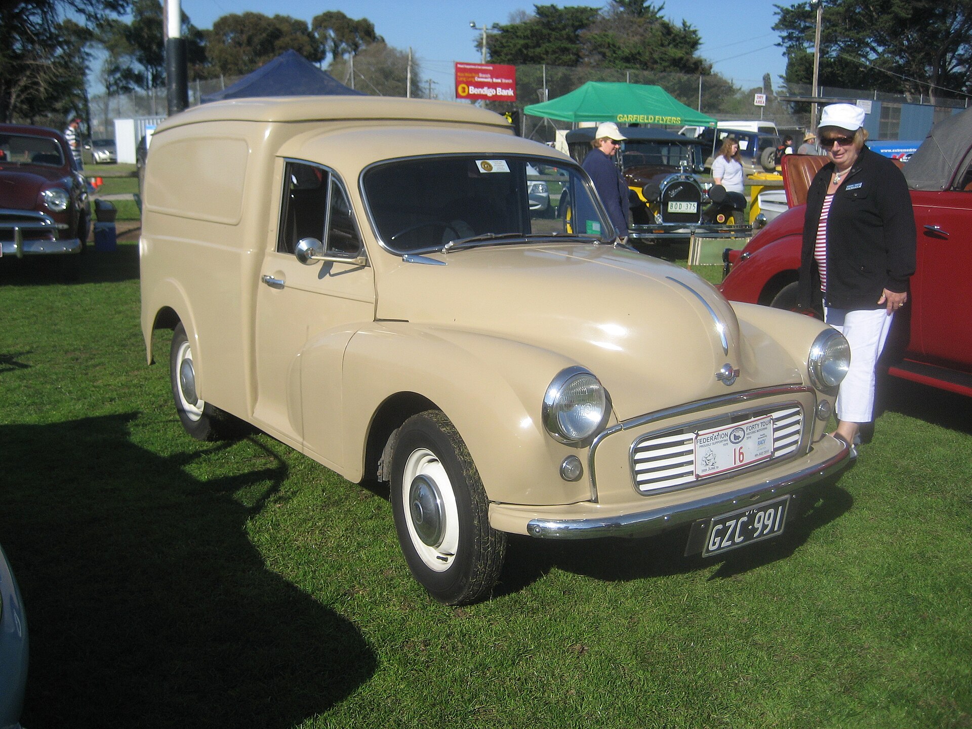 Morris Minor van, side view