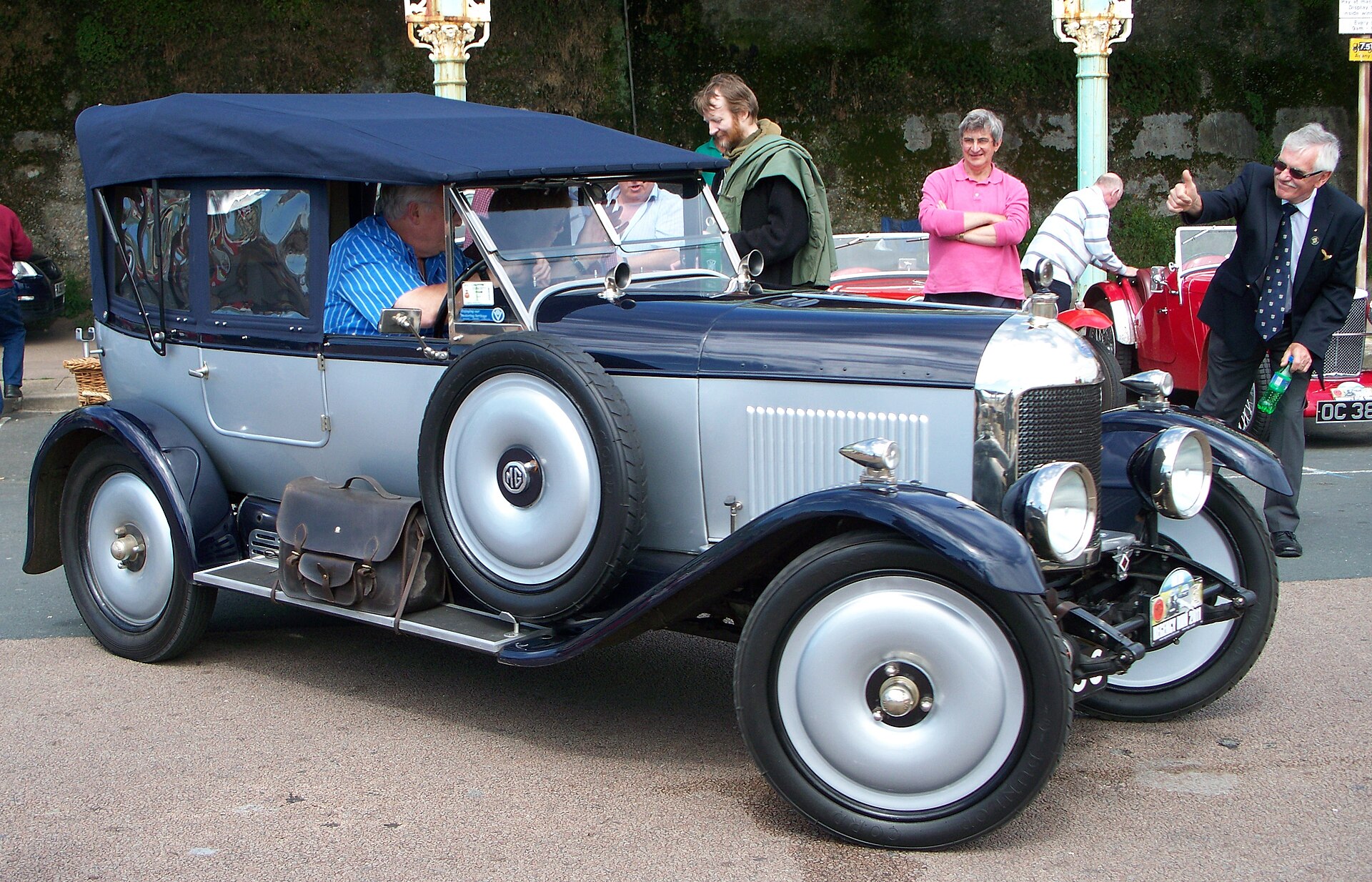 MG 14/28 of 1925 based on the Morris Oxford