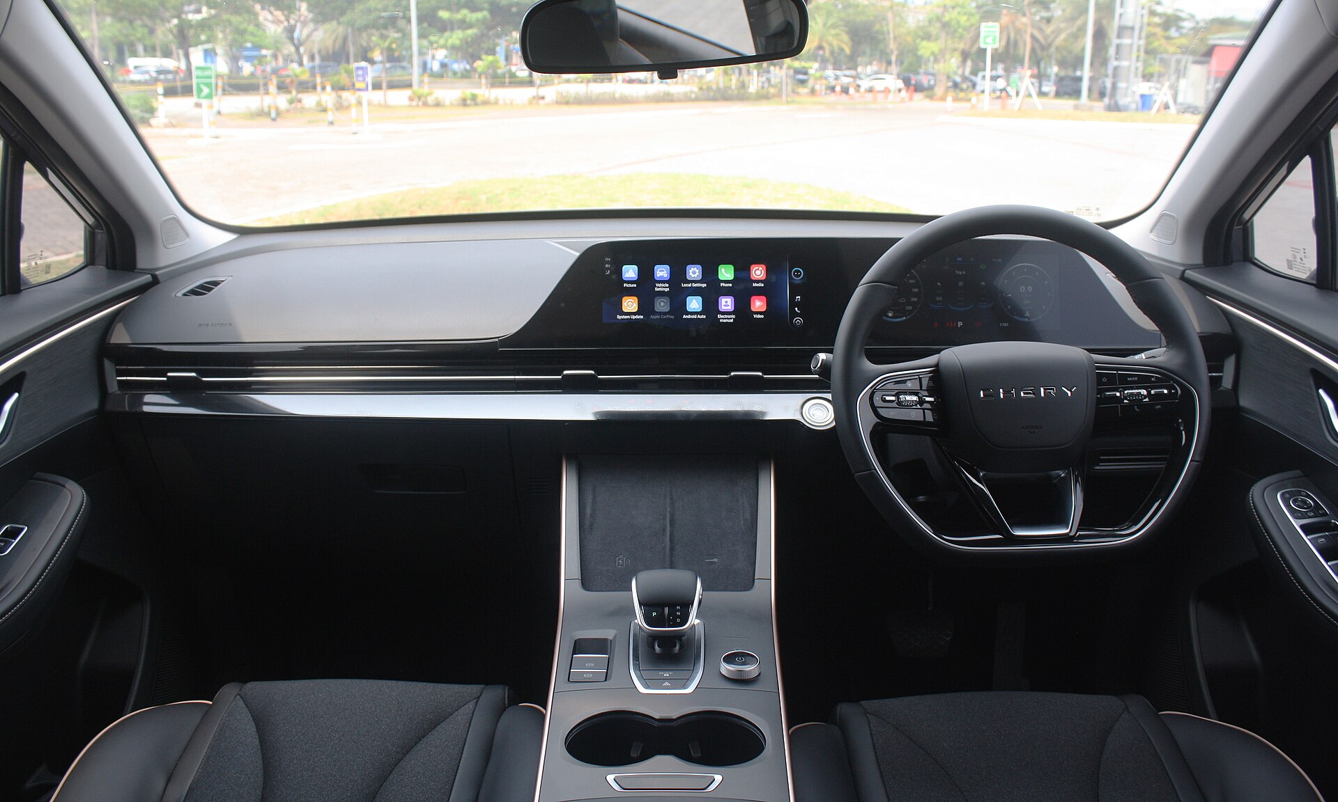 Interior and dashboard of the Chery Omoda 5