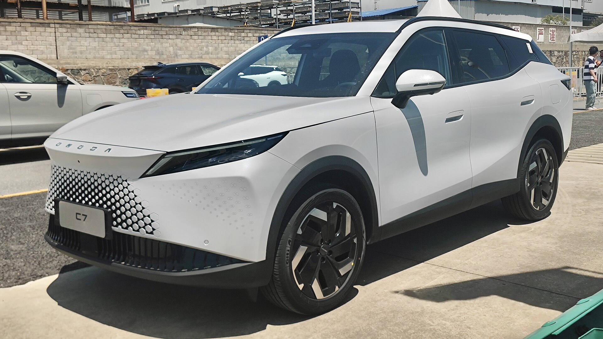 Omoda C7 SUV