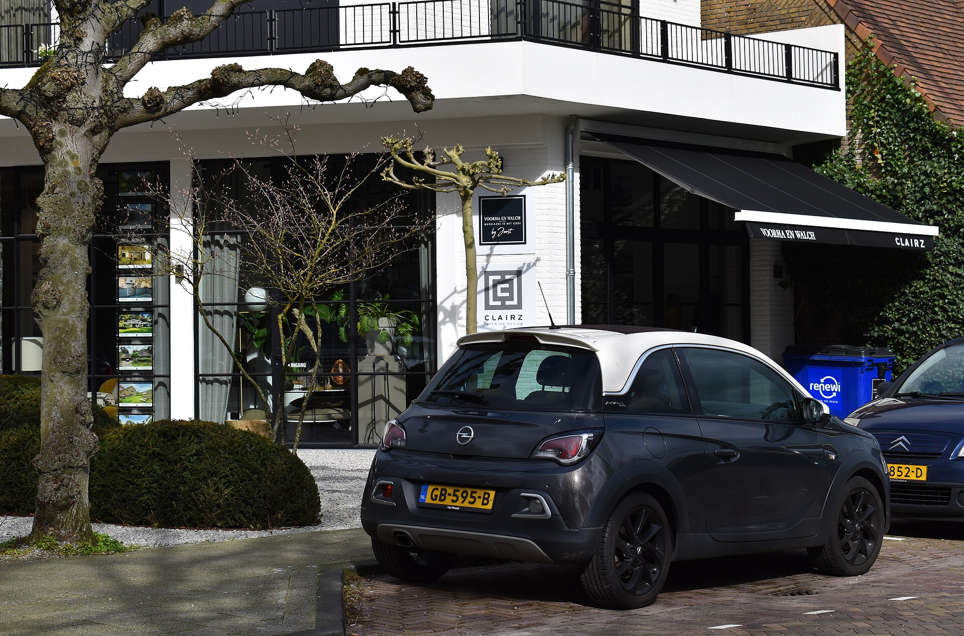 Opel Adam Rocks, exterior view