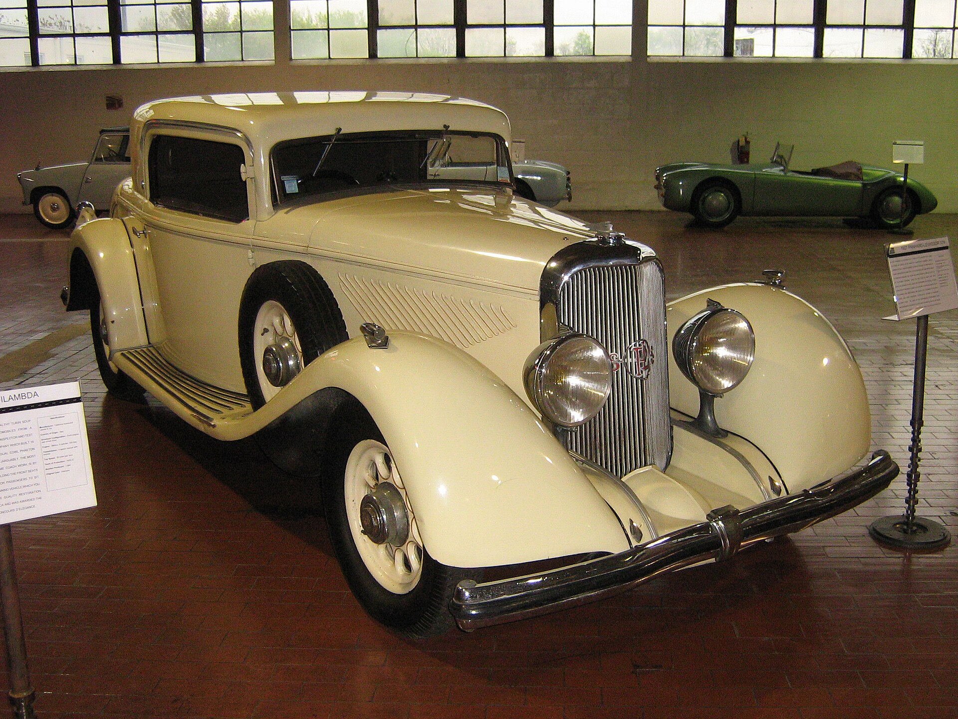 1933 Panhard et Levassor X74 saloon