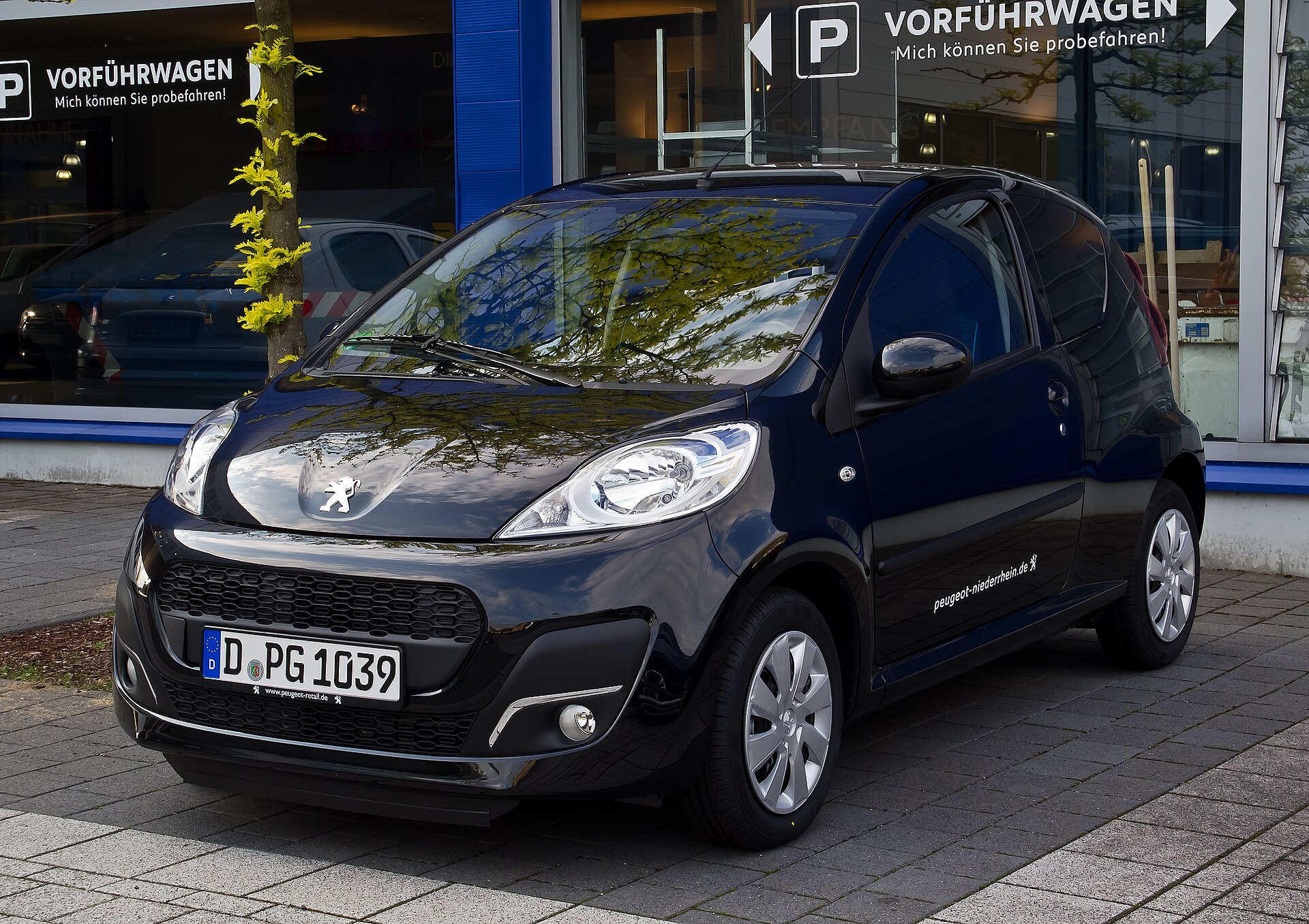 Peugeot 107 after the second facelift, front view