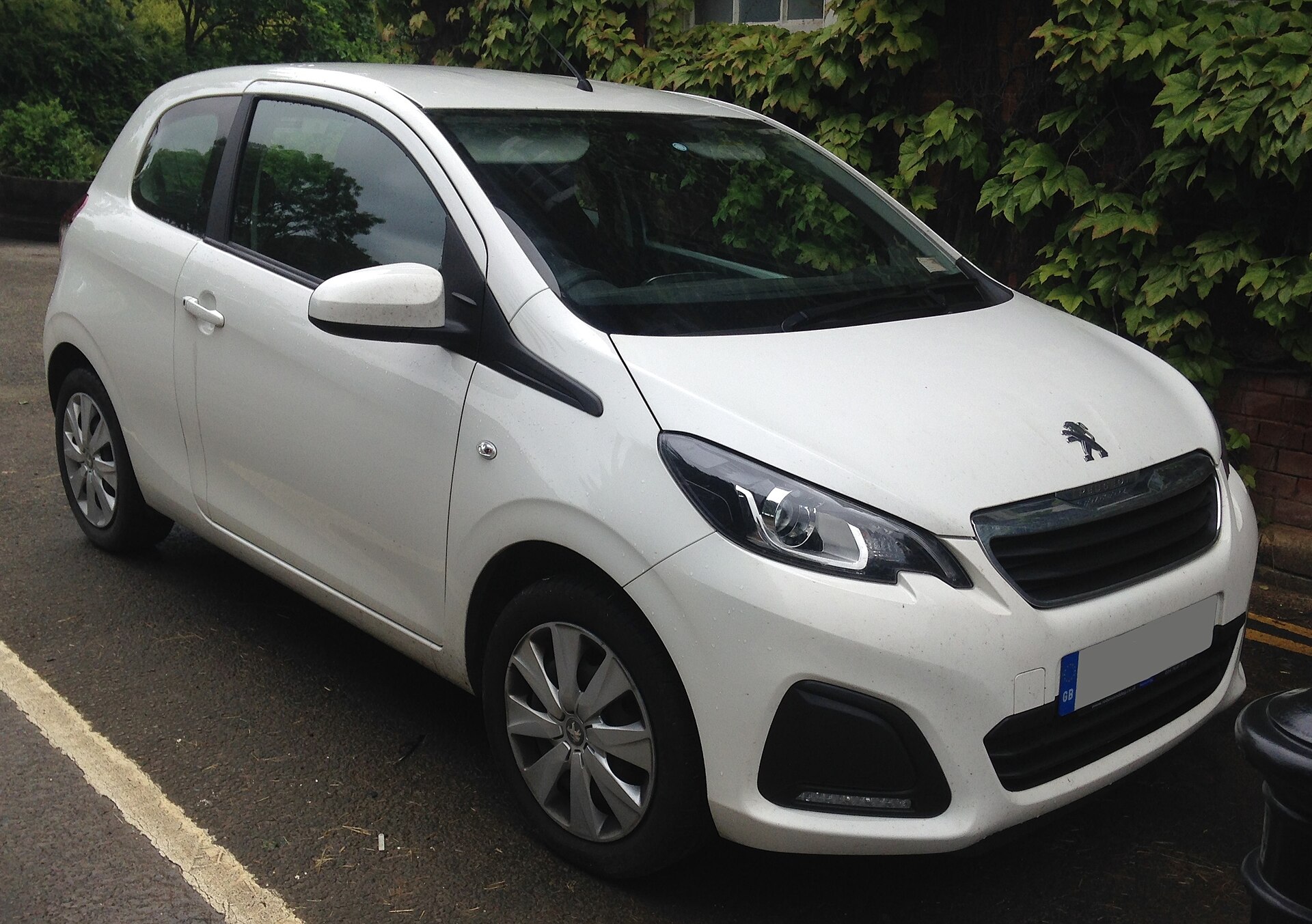 Peugeot 108 I