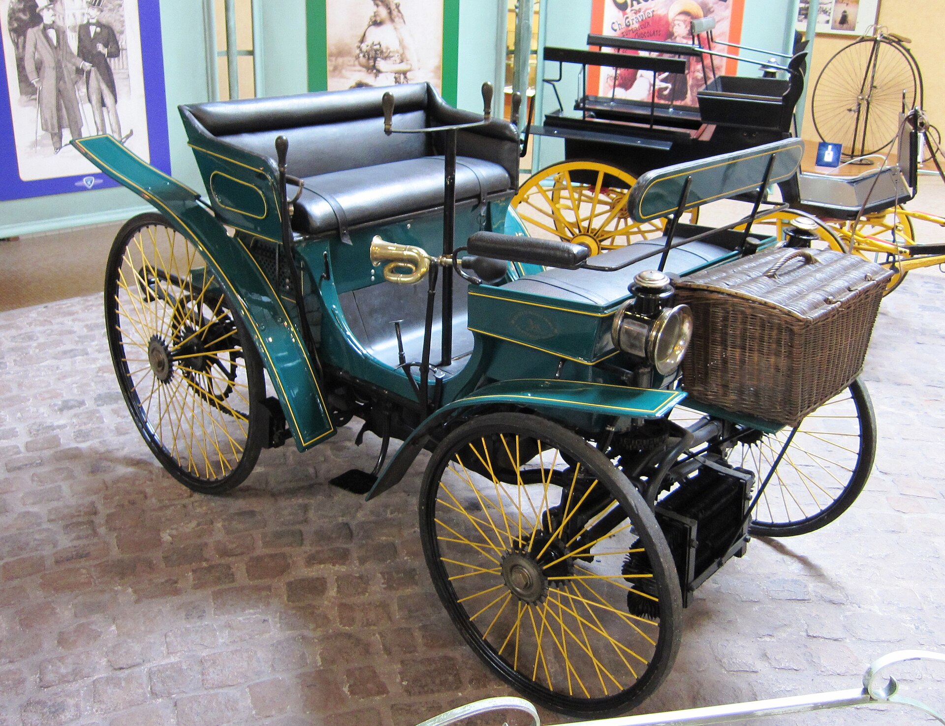 Peugeot Type 3 vis-à-vis displayed at Sochaux