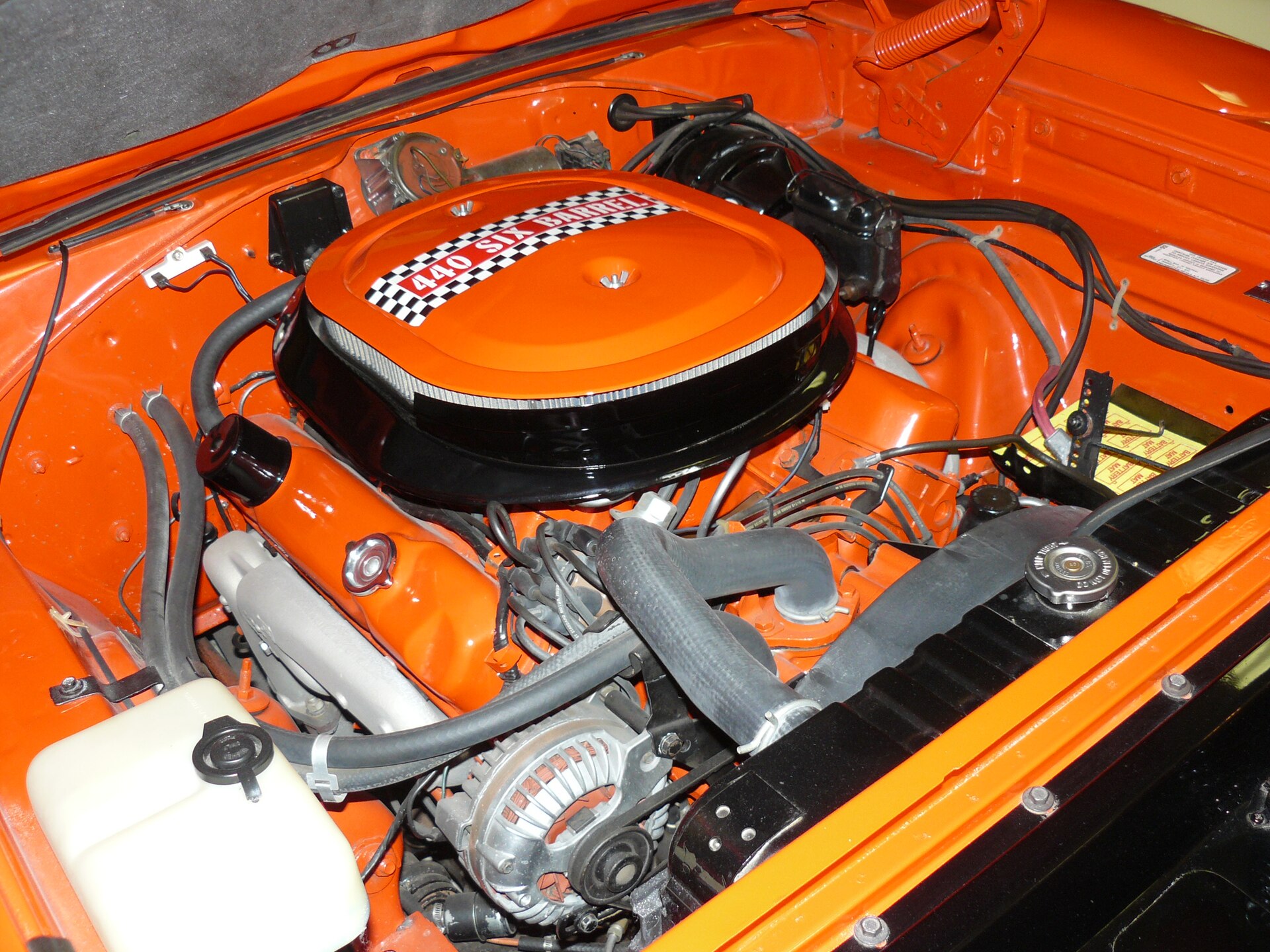 Plymouth Superbird V8 engine bay