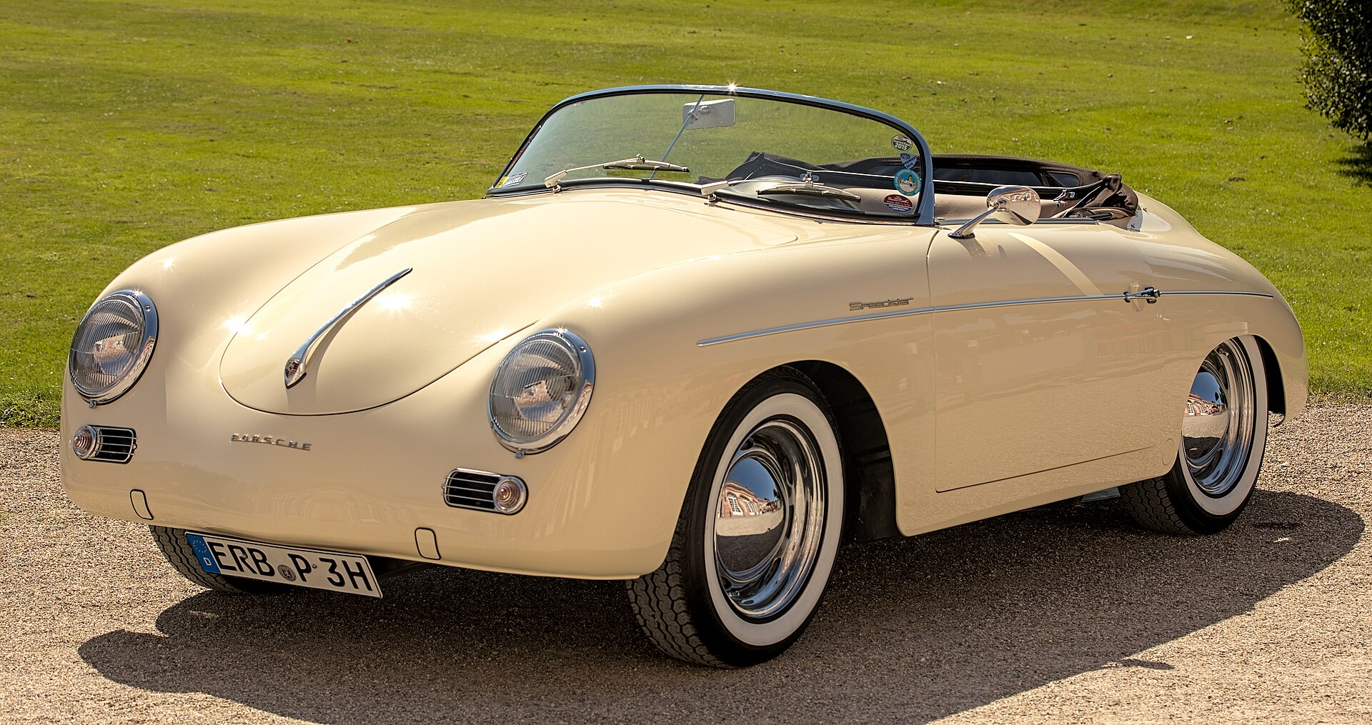 Porsche 356 A Speedster with low windscreen