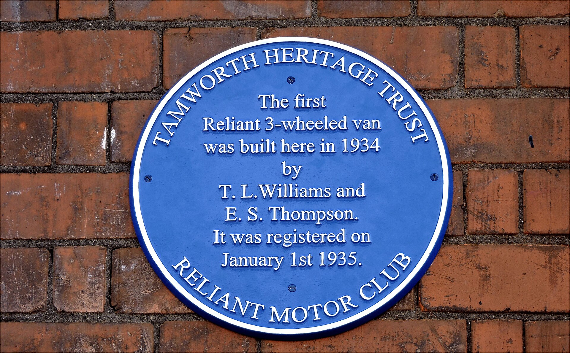 Blue commemorative plaque for the Reliant founders