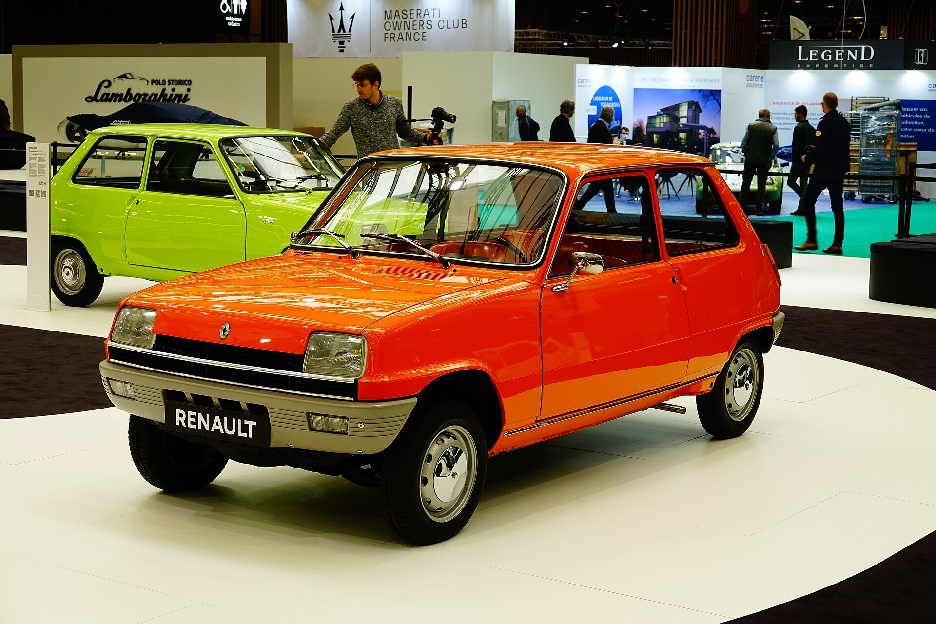 Renault 5 cars on display at Rétromobile