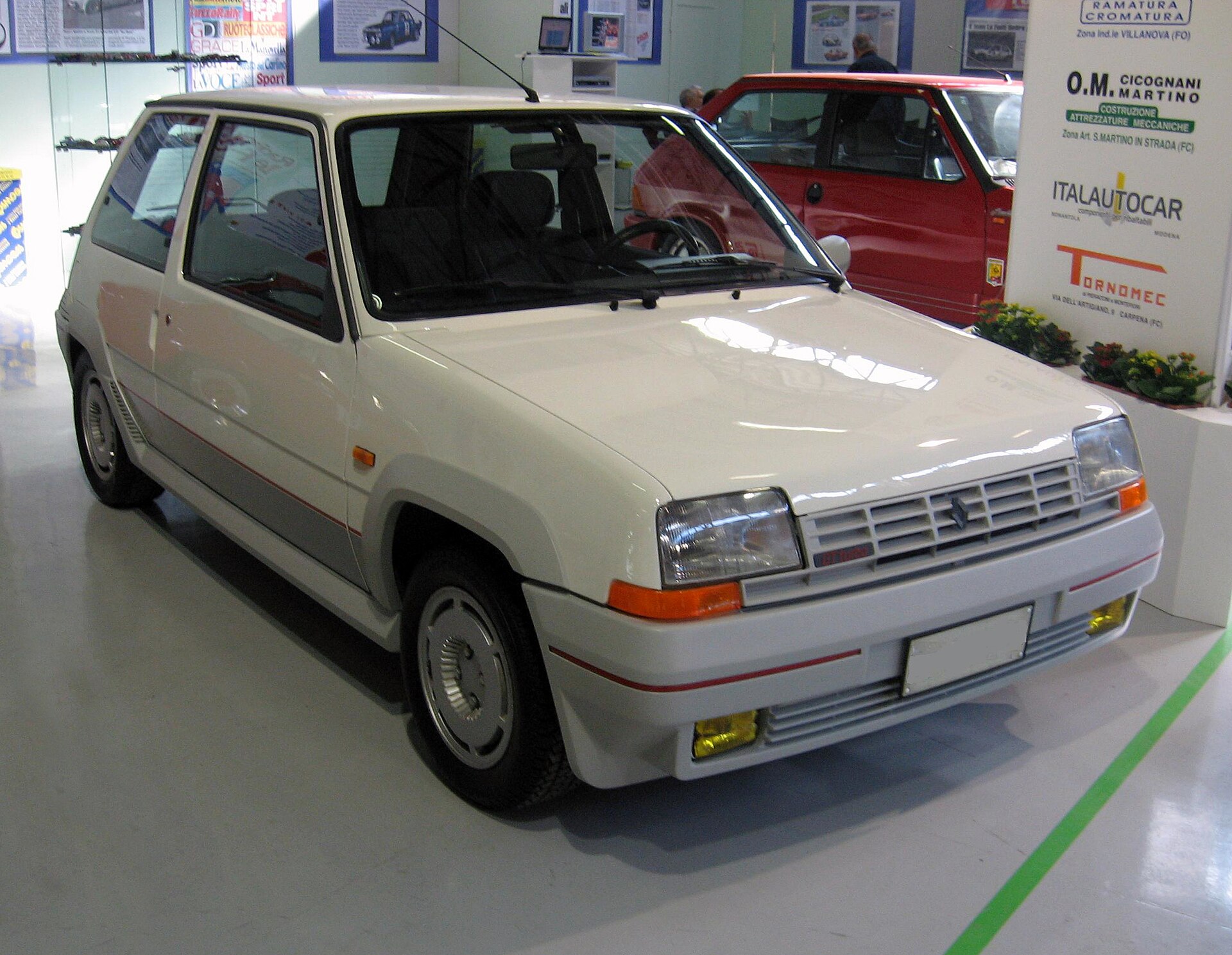 Renault Super 5 GT Turbo Phase I, exterior view