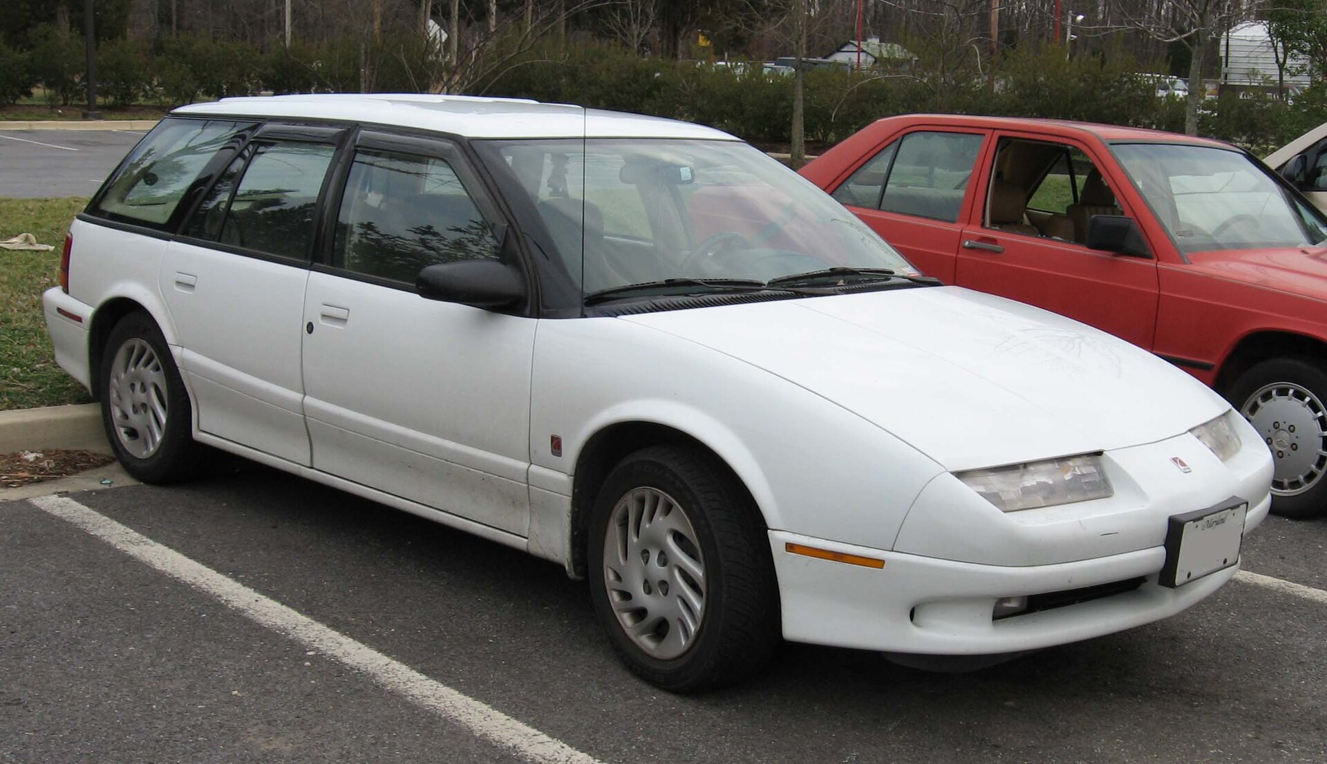 Saturn SW station wagon