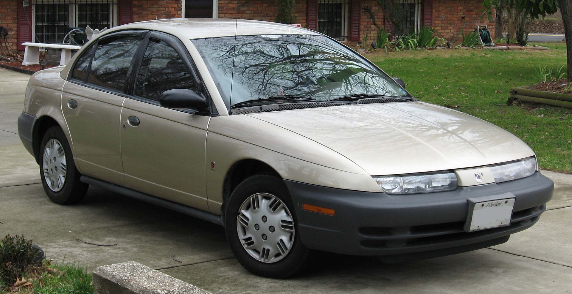 Second-generation Saturn SL sedan