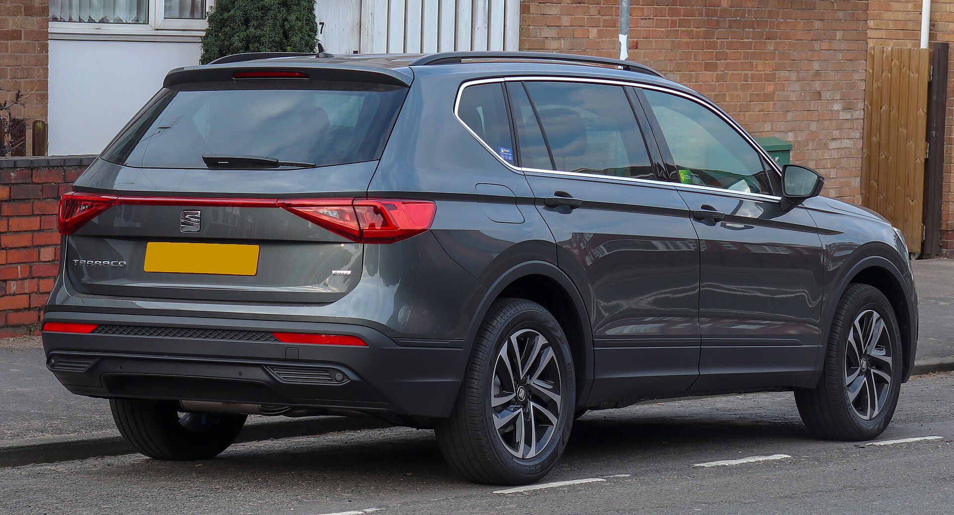 SEAT Tarraco, rear three-quarter view