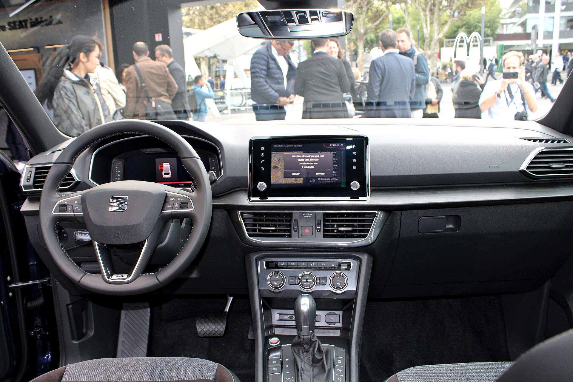SEAT Tarraco on the Paris Motor Show stand