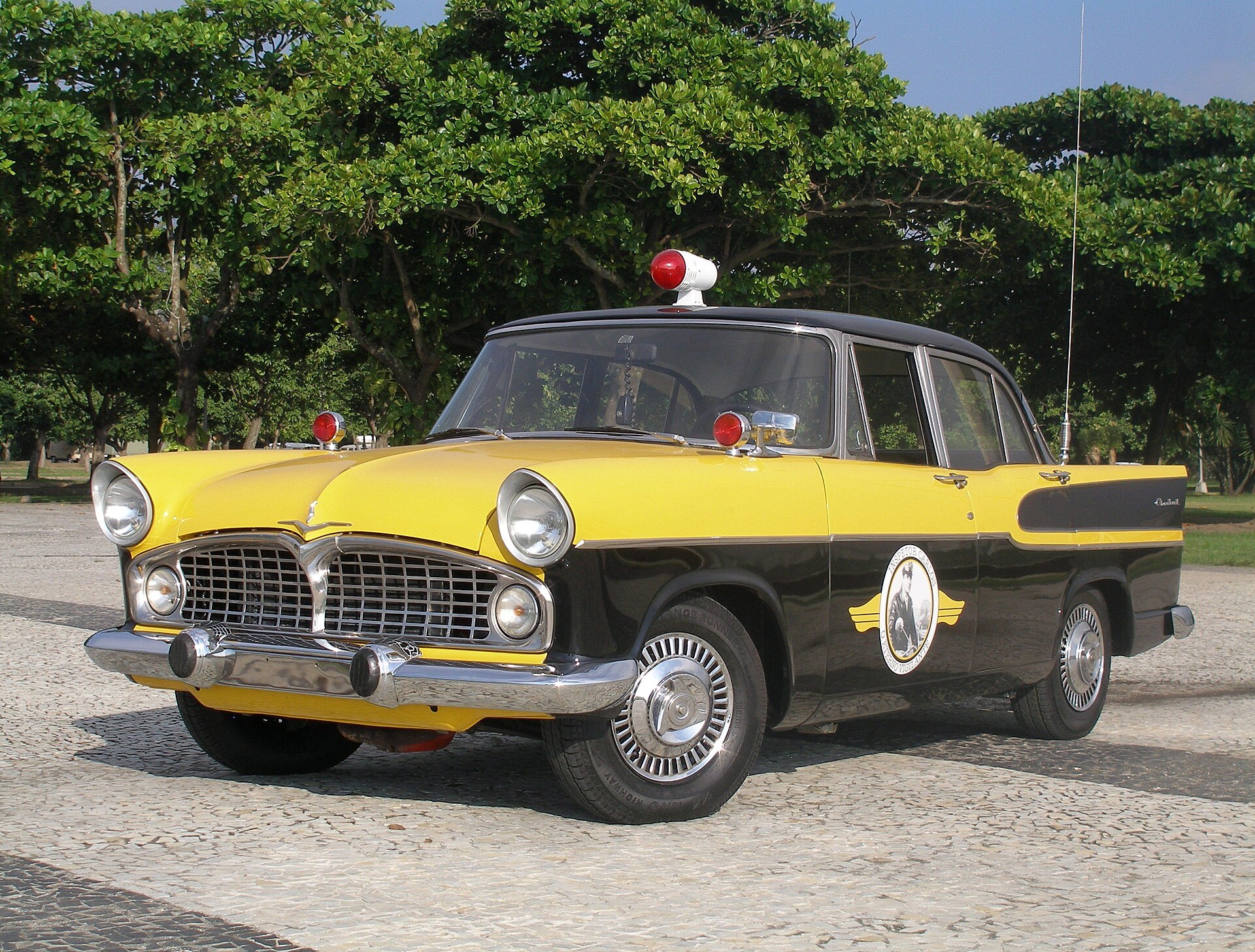 1960 Simca Vedette Chambord saloon