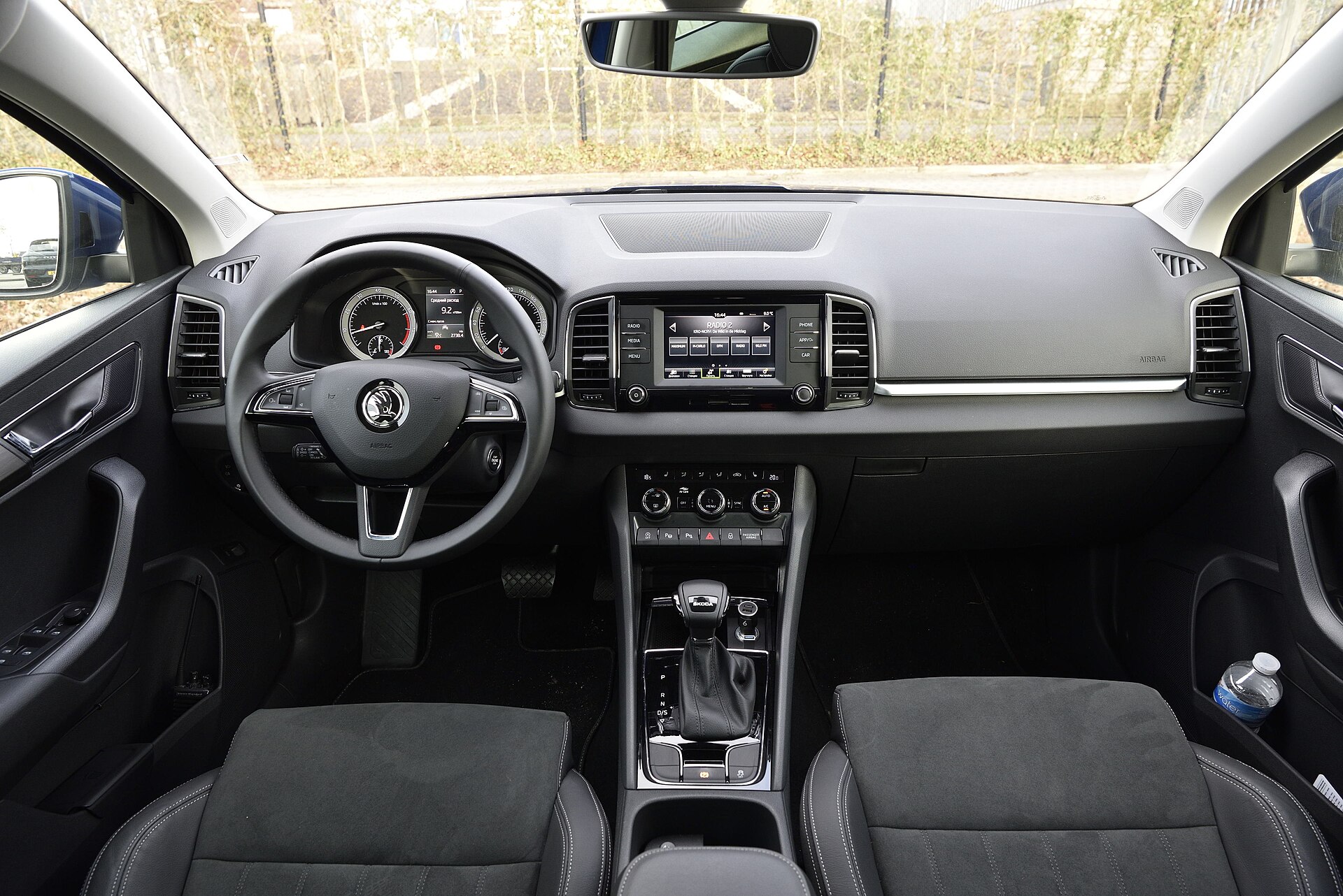 Škoda Karoq parked, 2020 model