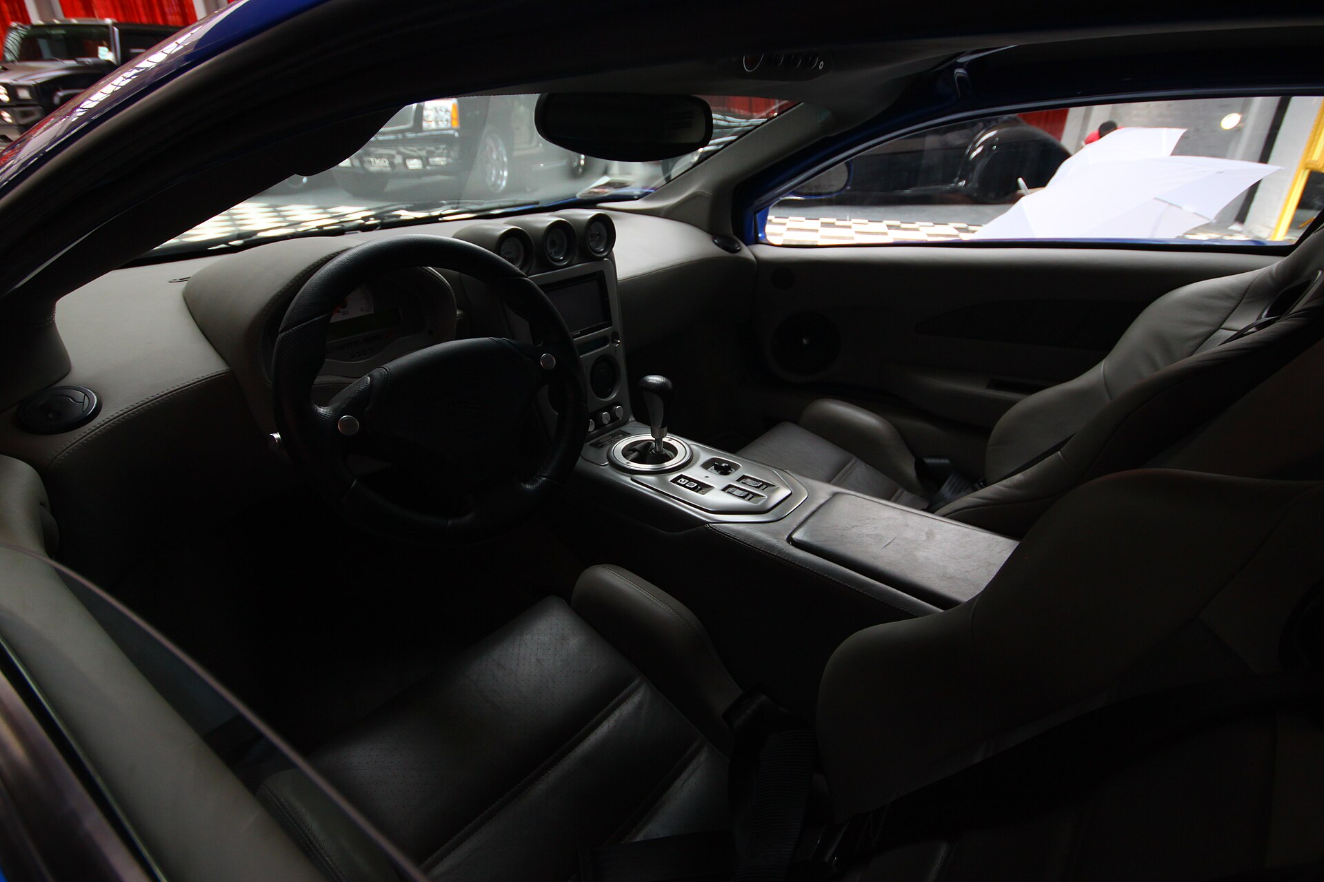 SSC Ultimate Aero, front view