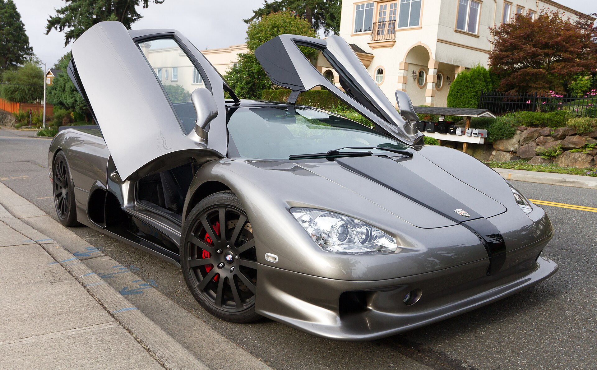 SSC Ultimate Aero TT, side view