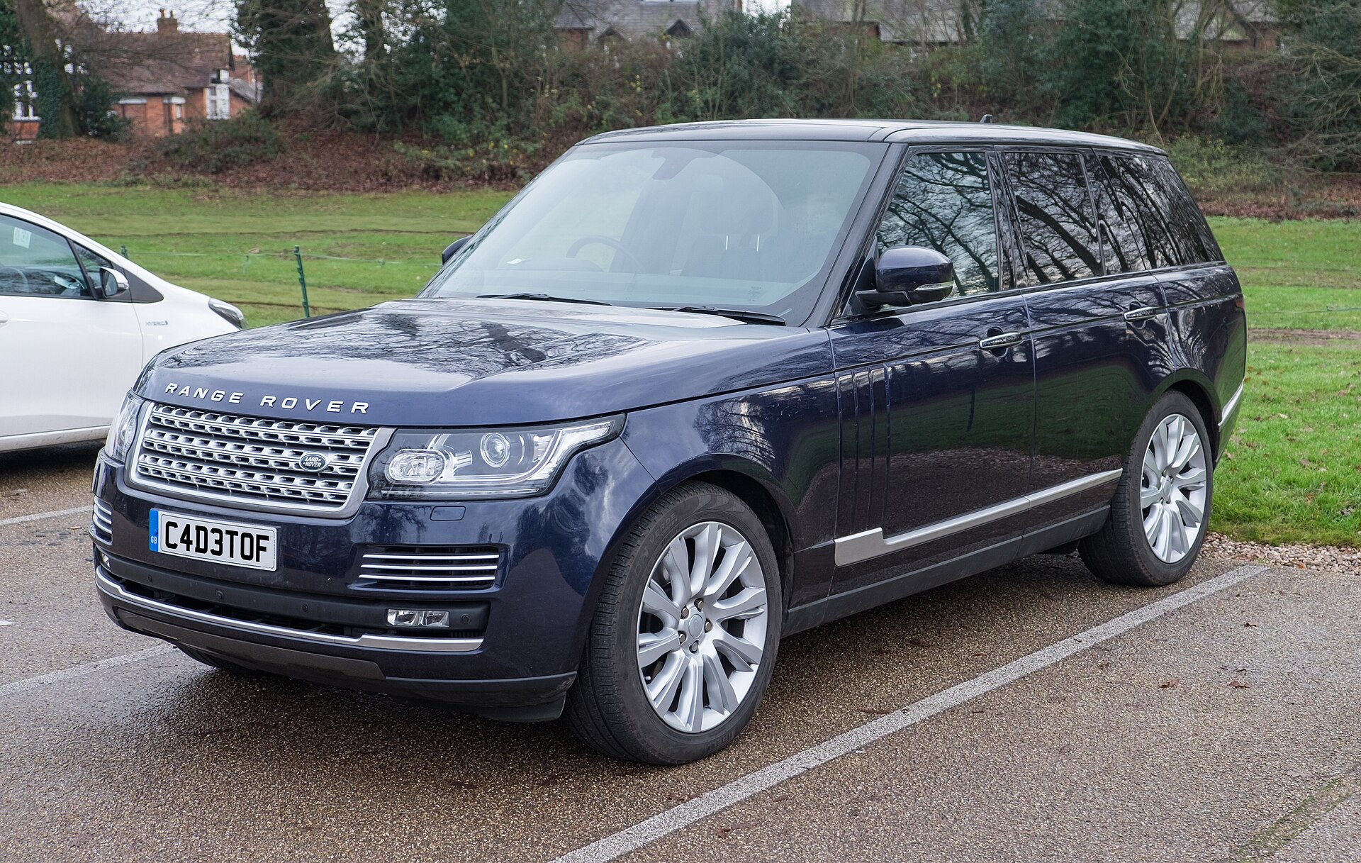 Range Rover Autobiography SUV from 2016