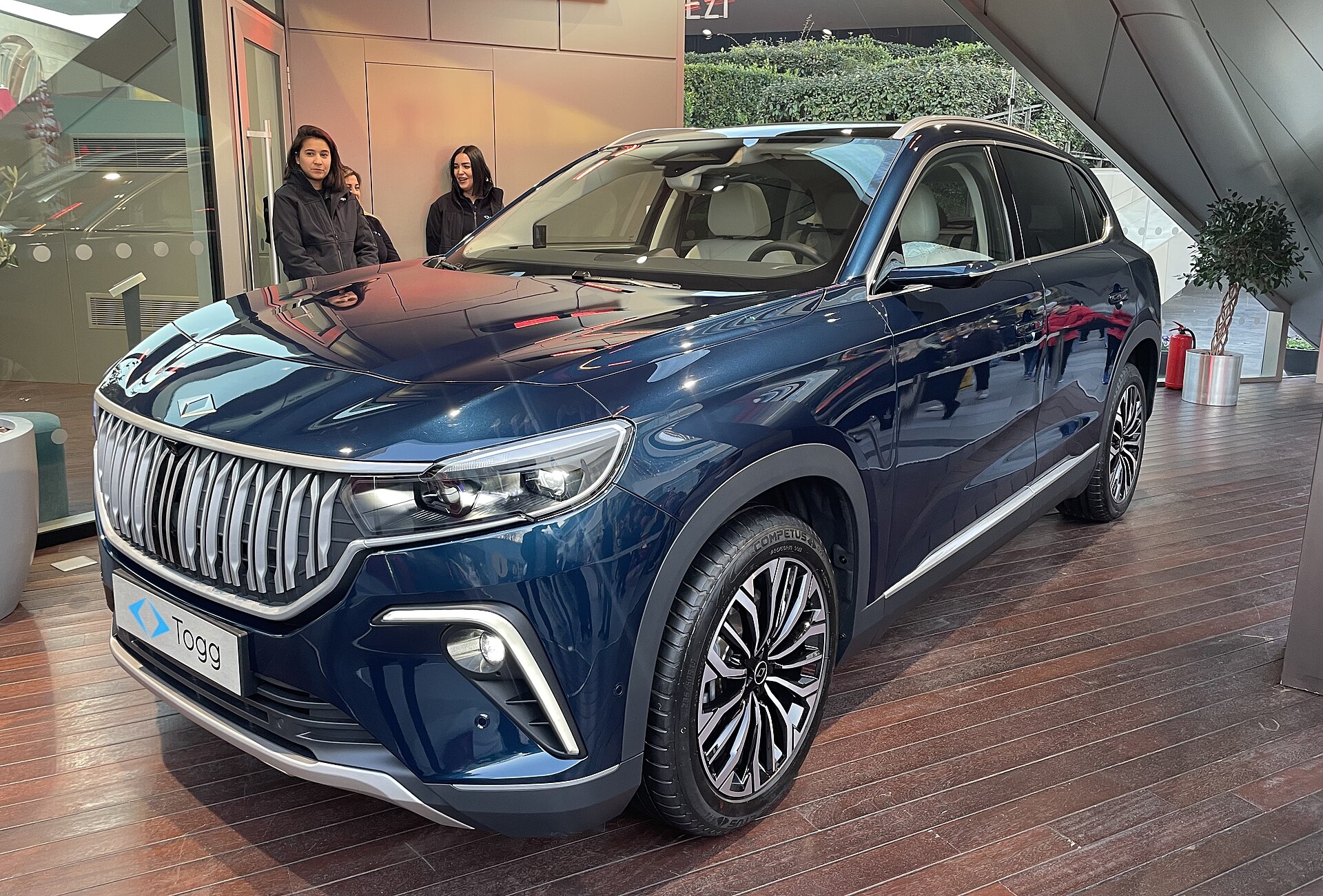 Togg C-SUV prototype, side view