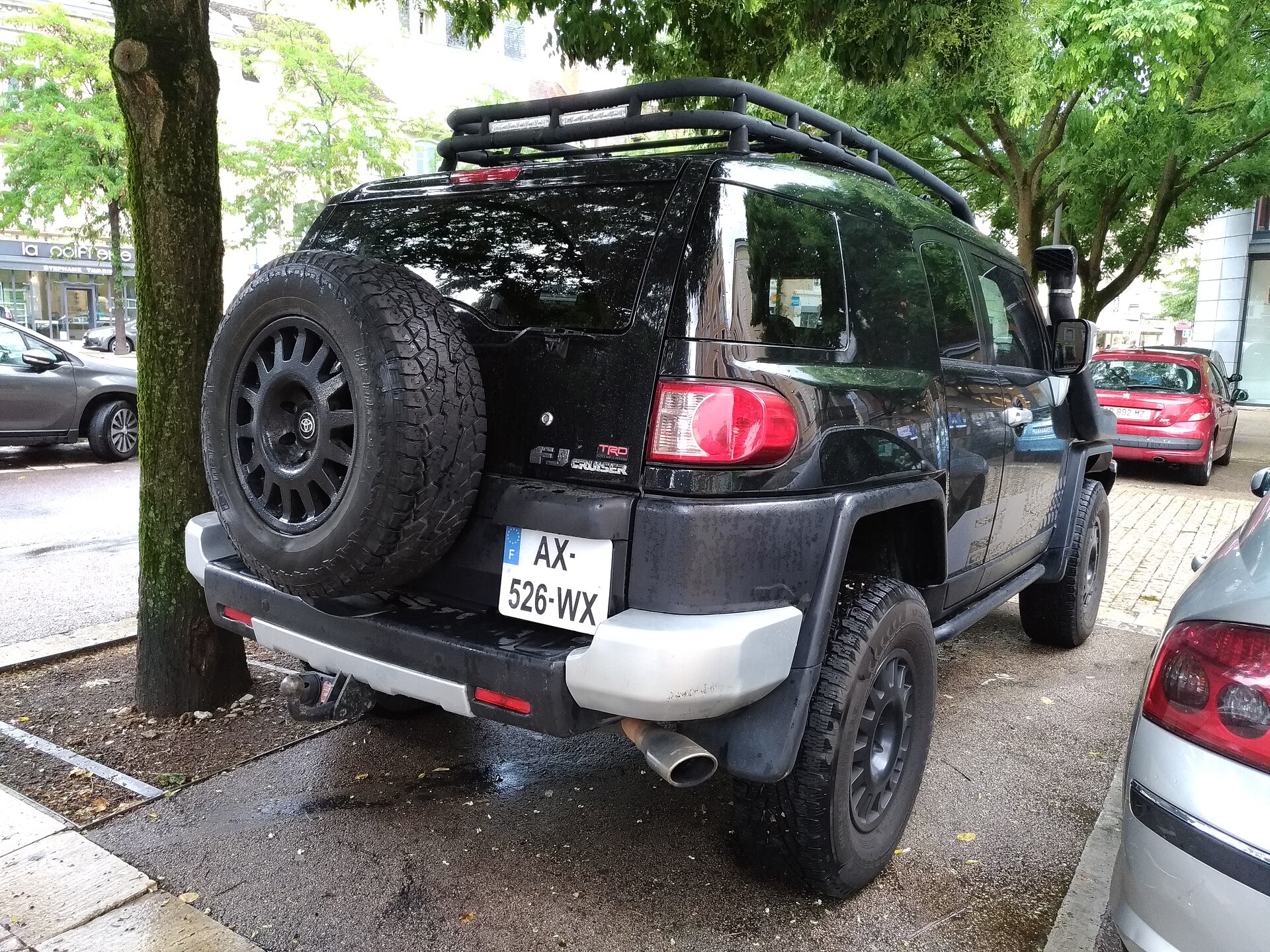 Toyota FJ Cruiser TRD version, front three-quarter view