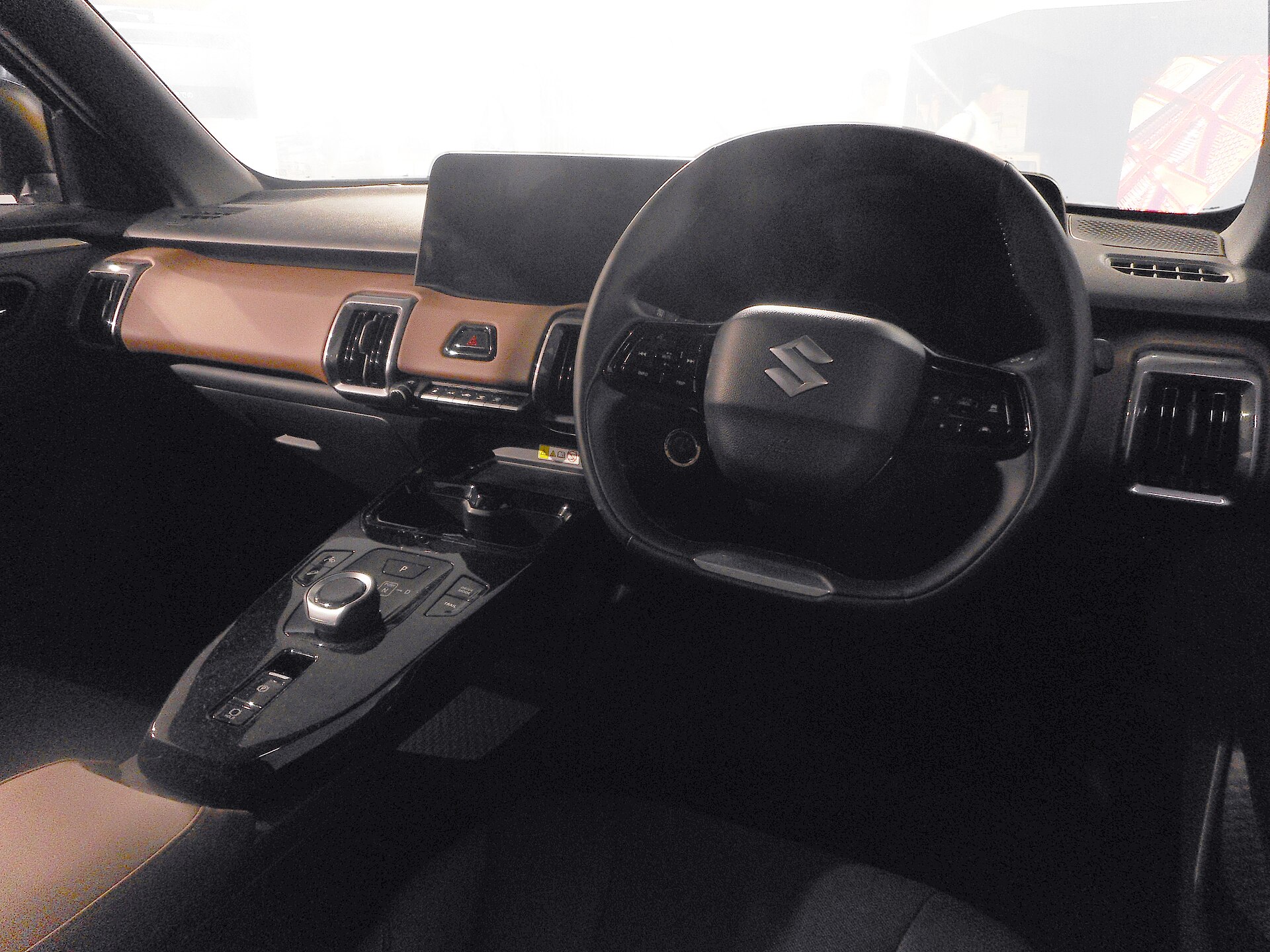 Dashboard of the Suzuki e Vitara