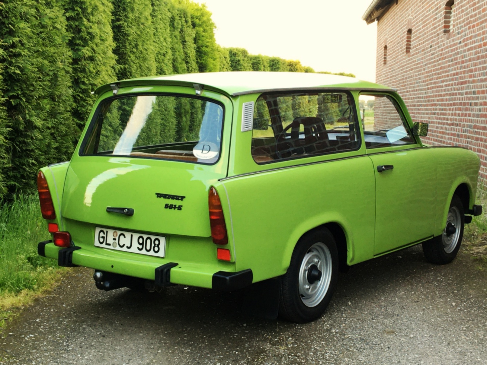 1984 Trabant 601 S Universal estate