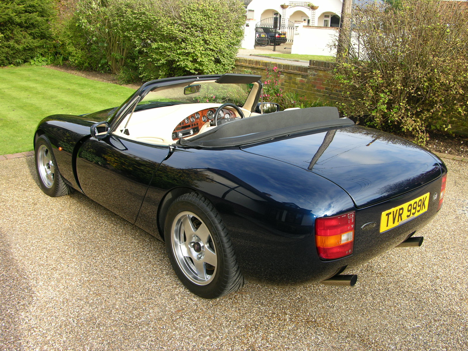 TVR Griffith 400, rear view