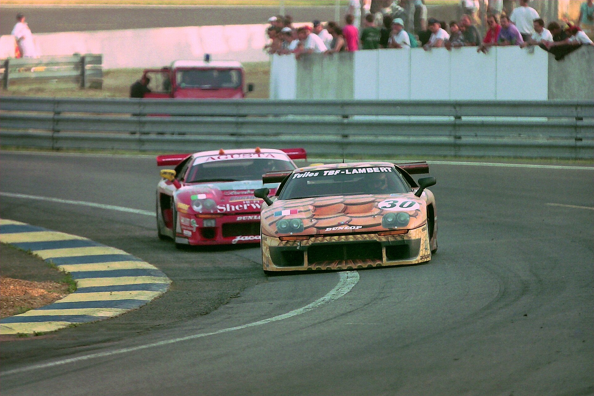 Venturi 600 LM and Venturi 400 GTR racing at Le Mans in 1994