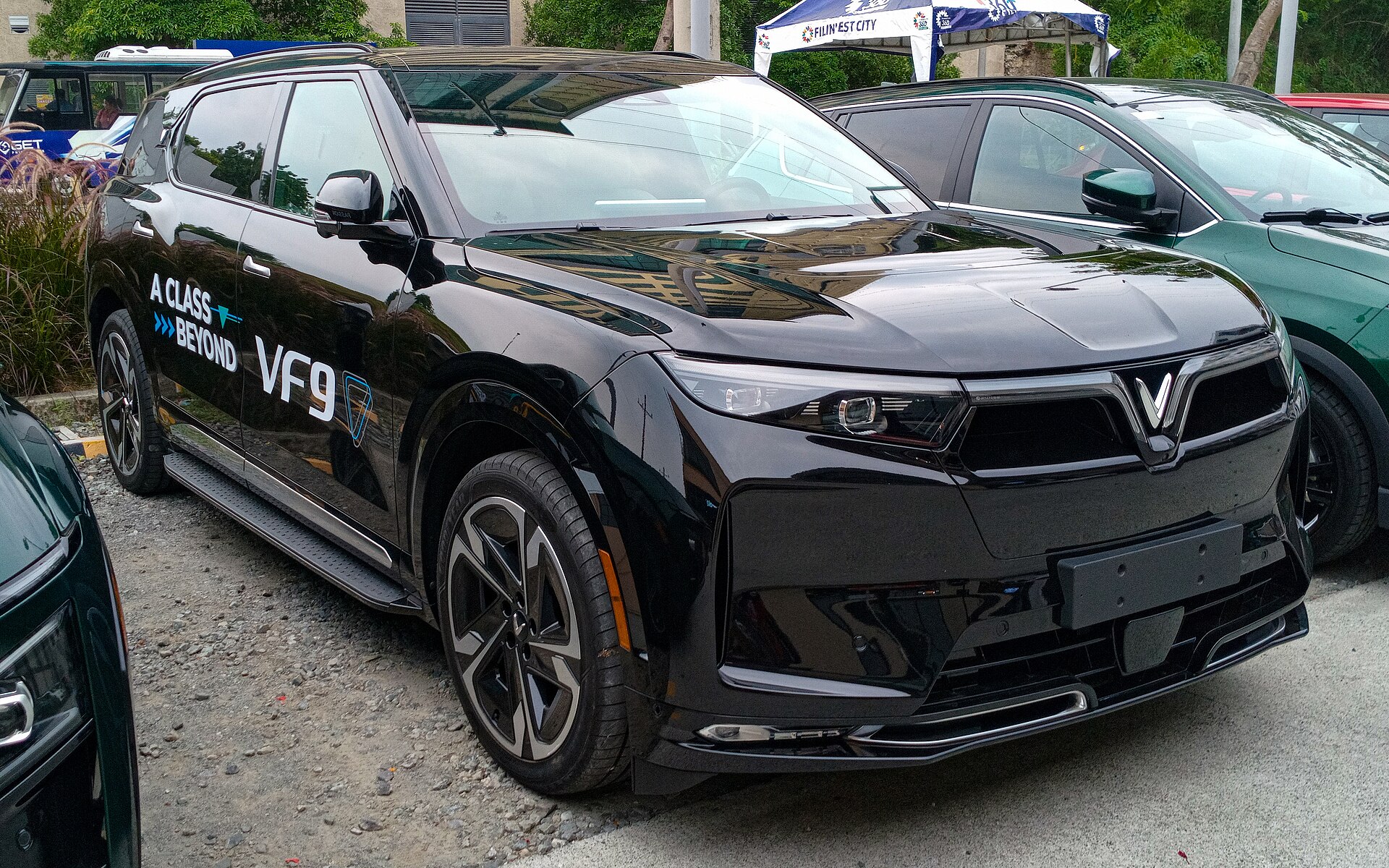 VinFast VF 9 electric SUV
