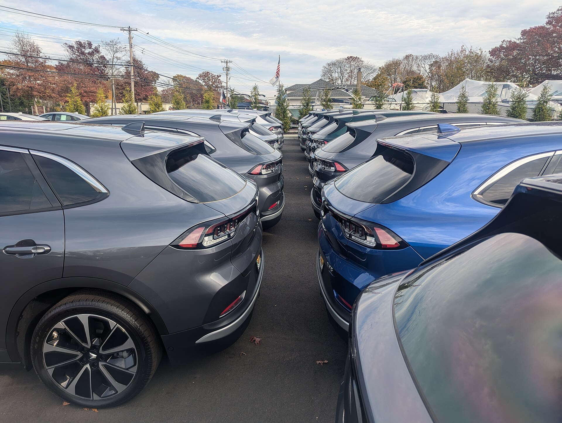 VinFast VF 8 parked at a dealership